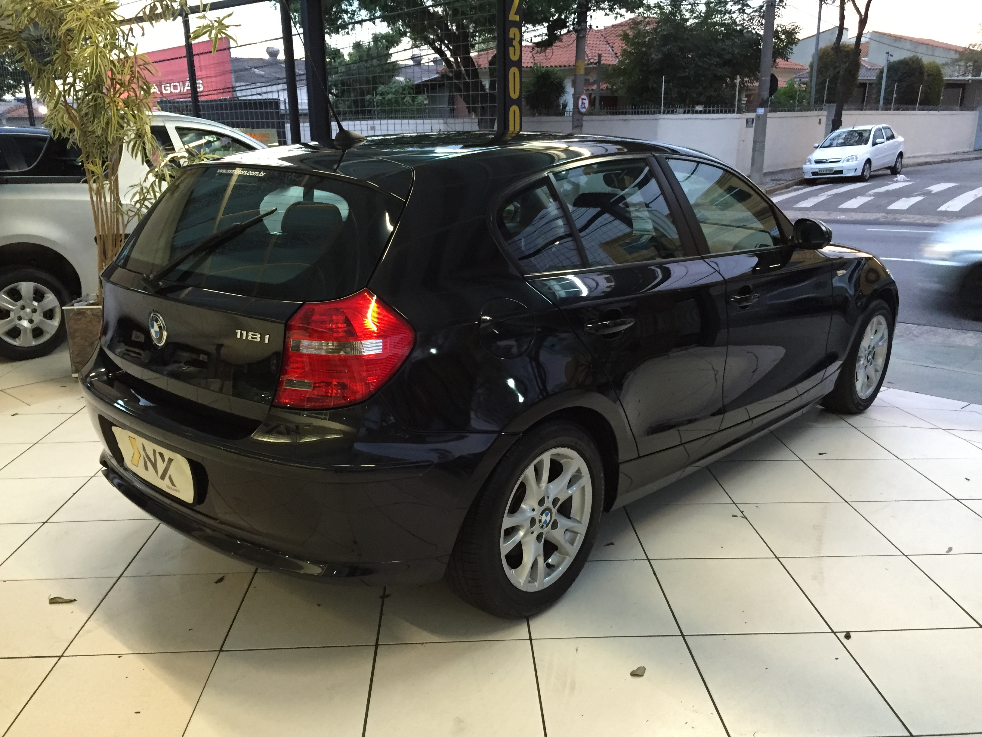 Bmw 118i 2.0 automatico #6