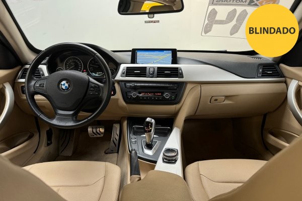 BMW 320i 2.0 16V TURBO ACTIVE FLEX 4P AUTOMÁTICO 2013/2014