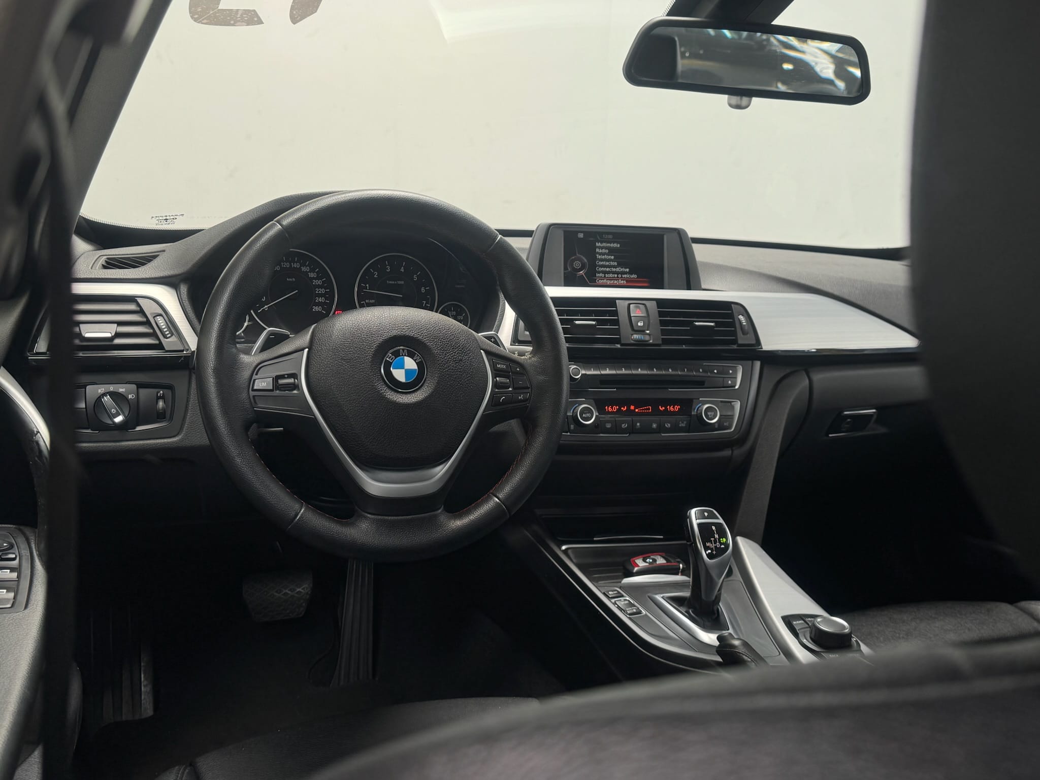 BMW 320i 2.0 SPORT 16V TURBO ACTIVE FLEX 4P AUTOMÁTICO 2015/2015 - Foto 9
