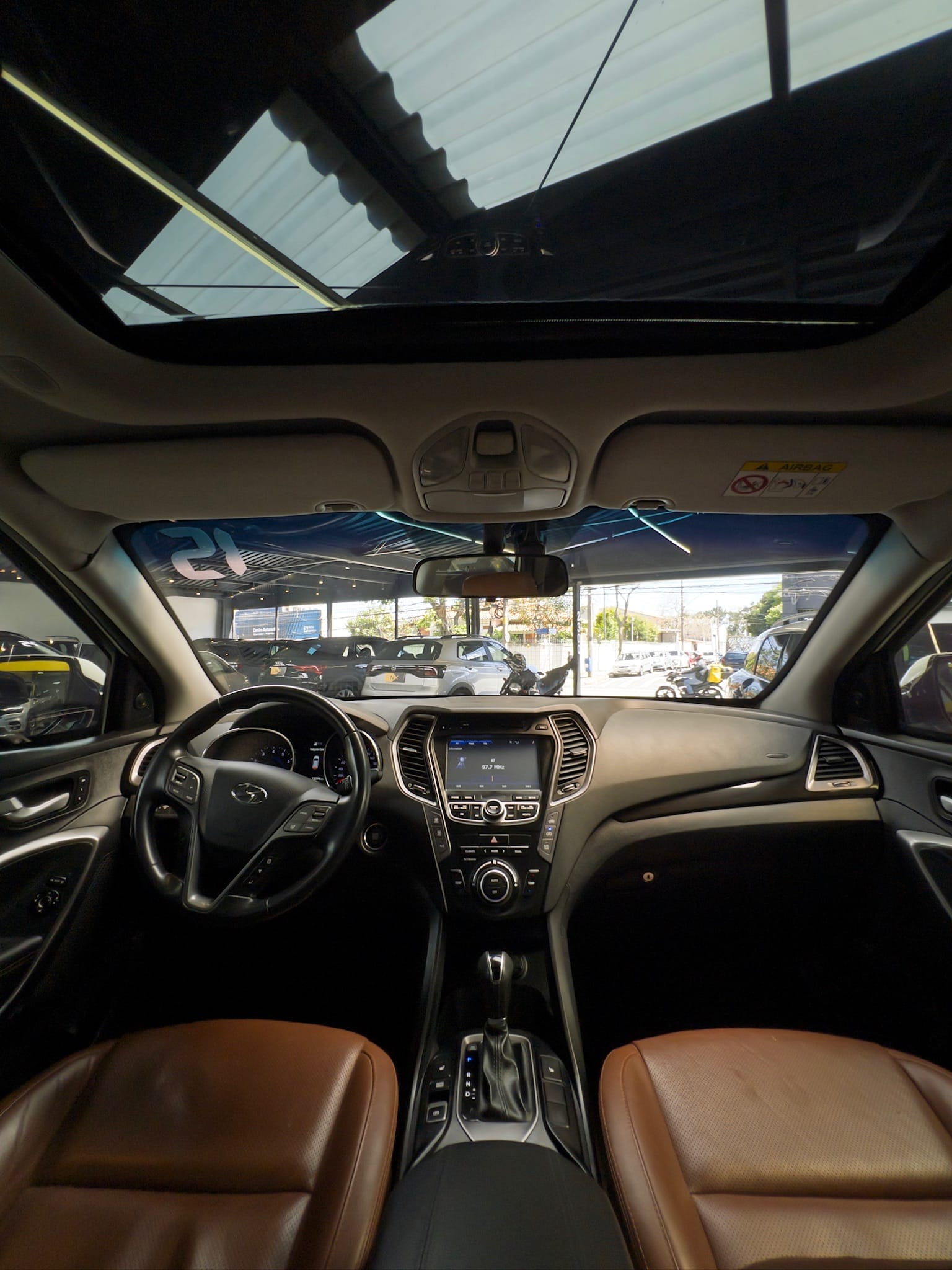 HYUNDAI Santa Fe 3.3 MPFI 4X4 7 LUGARES V6 270CV GASOLINA 4P AUTOMÁTICO 2014/2015 - Foto 8