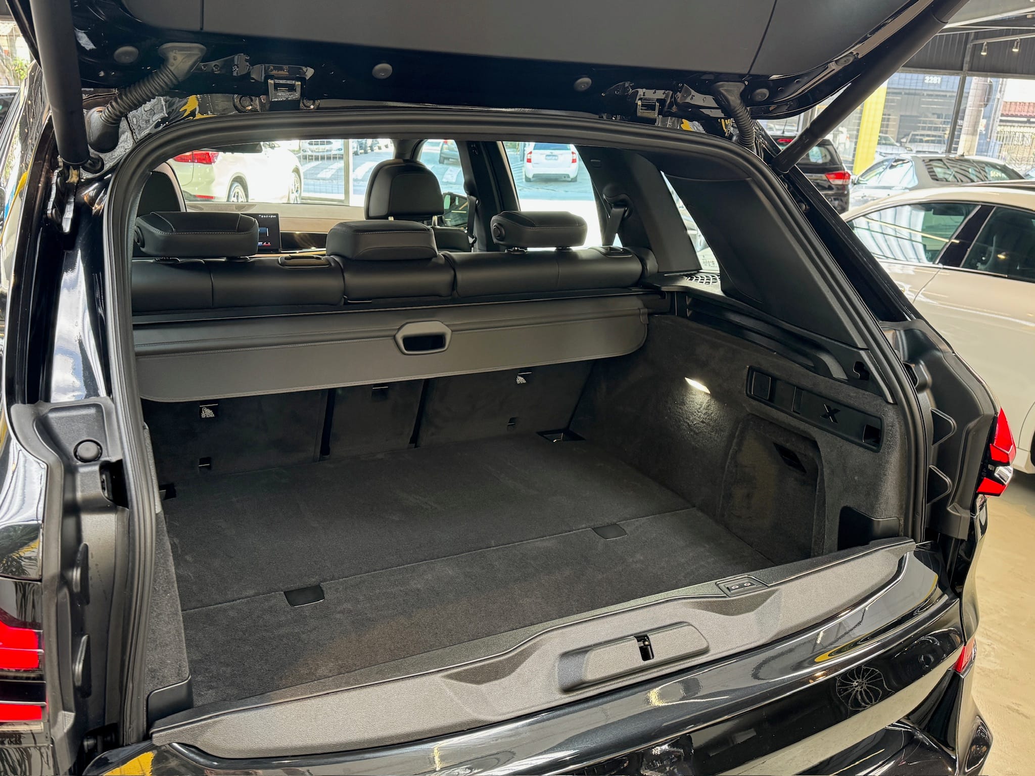BMW X5 3.0 I6 TURBO HÍBRIDO XDRIVE50E M SPORT AUTOMÁTICO 2025/2025 - Foto 17