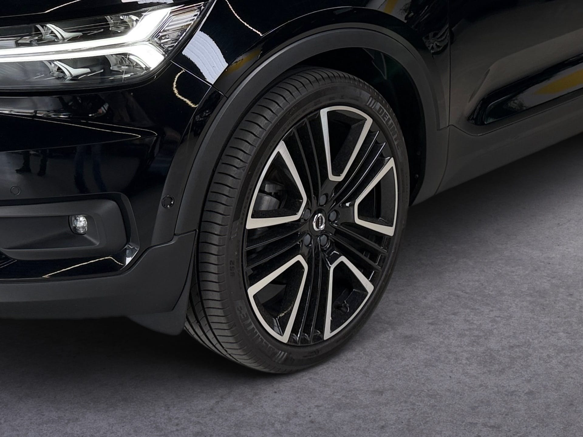 VOLVO XC40 2.0 T5 GASOLINA R-DESIGN AWD GEARTRONIC 2019/2020 - Foto 5