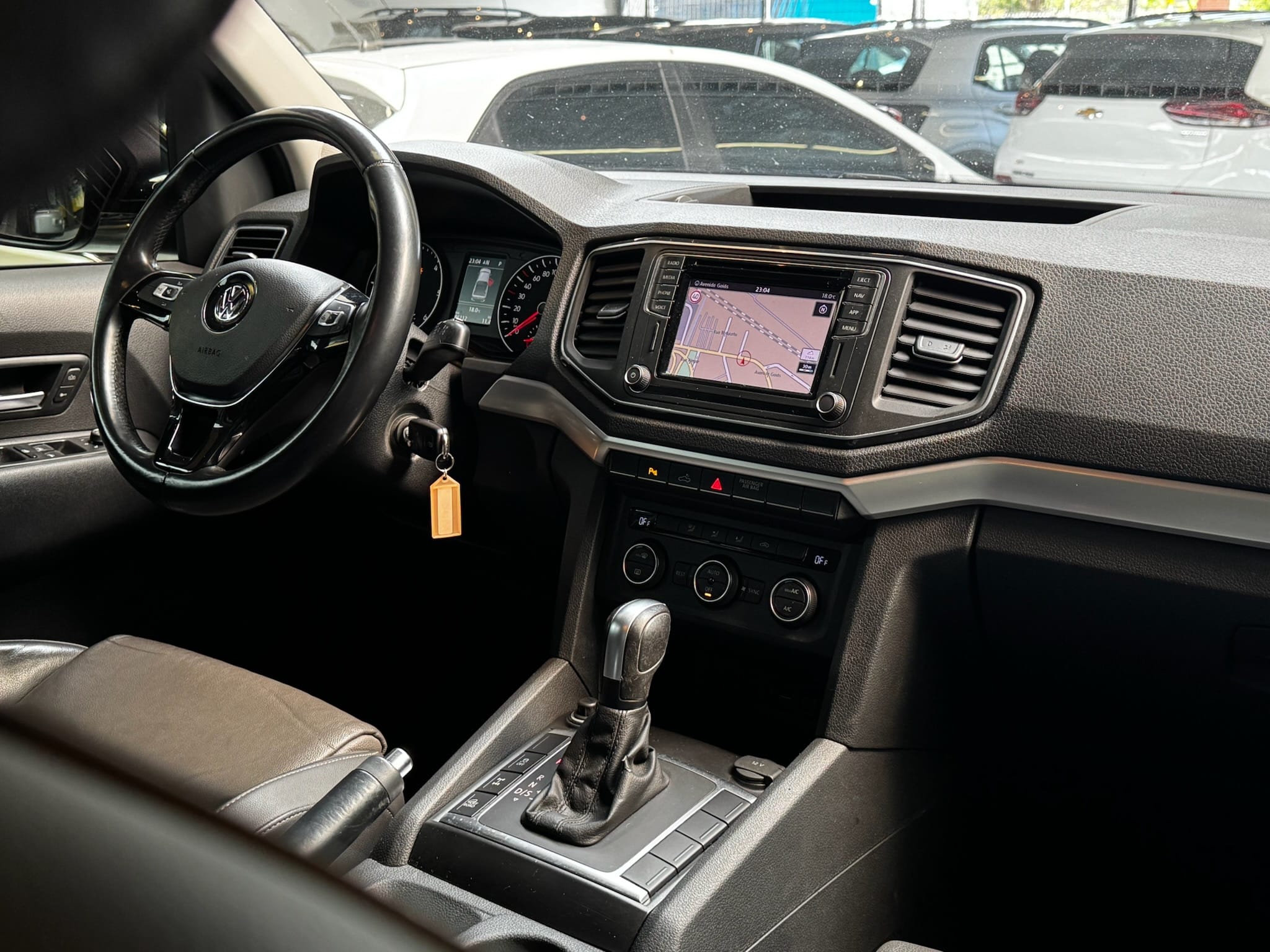 VOLKSWAGEN AMAROK 3.0 V6 TDI HIGHLINE CD DIESEL 4MOTION AUTOMÁTICO 2021/2021 - Foto 5