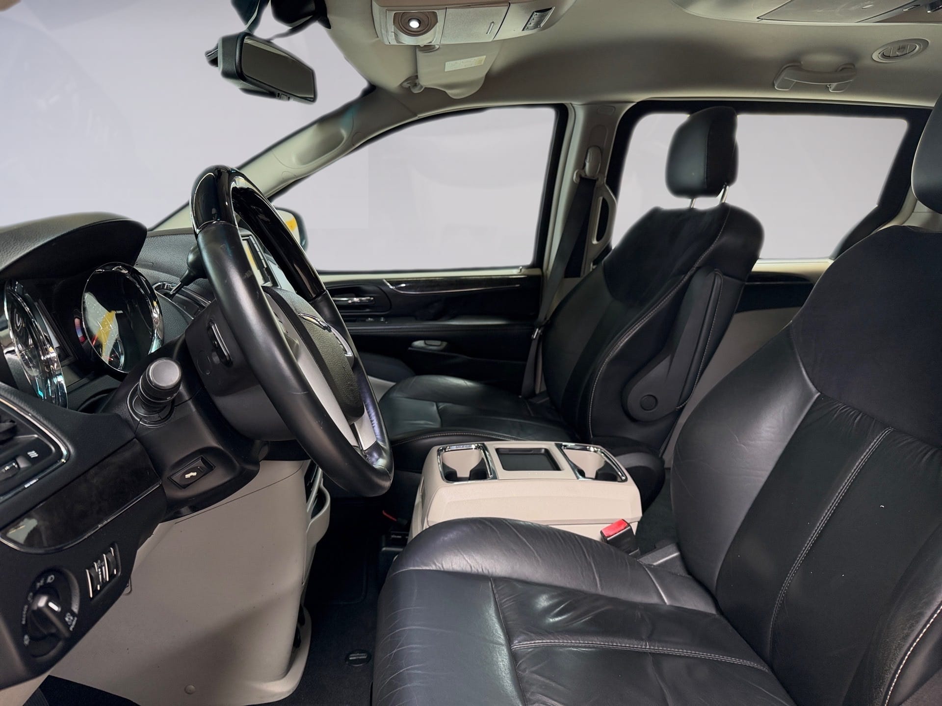 CHRYSLER TOWN & COUNTRY 3.6 LIMITED V6 24V GASOLINA 4P AUTOMÁTICO 2015/2015 - Foto 10