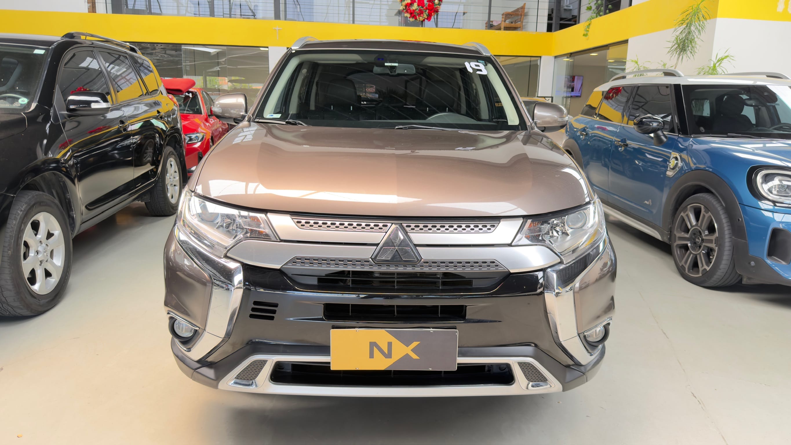 MITSUBISHI OUTLANDER 2.0 MIVEC GASOLINA GLS AUTOMÁTICO 2018/2019 - Foto 4