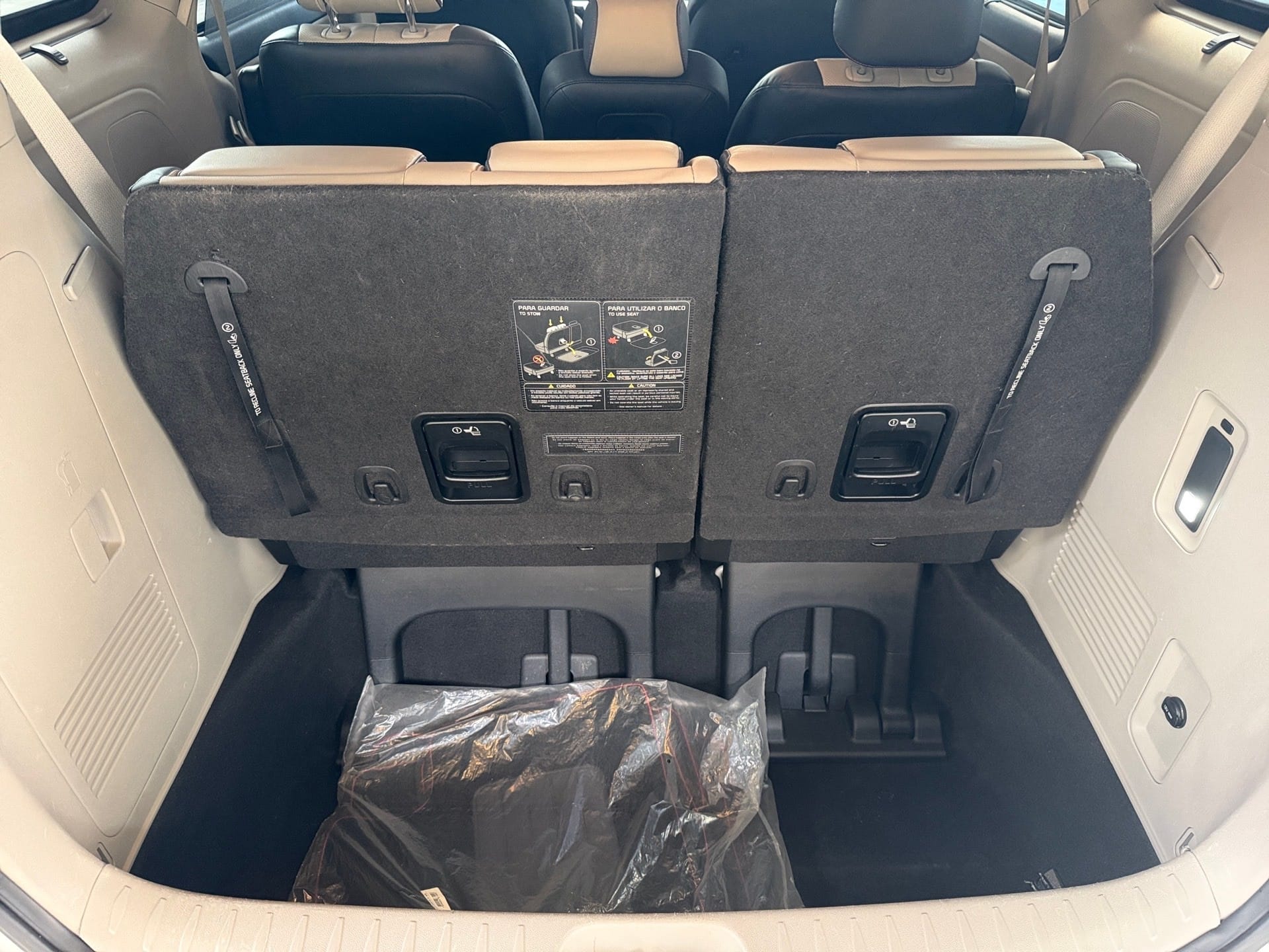 KIA Grand Carnival Grand Carnival EX 3.3 V6 24V 270cv Aut. 2019/2020 - Foto 3