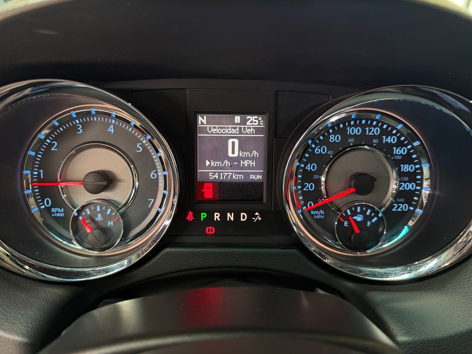 CHRYSLER TOWN & COUNTRY 3.6 LIMITED V6 24V GASOLINA 4P AUTOMÁTICO 2015/2015 - Foto 18