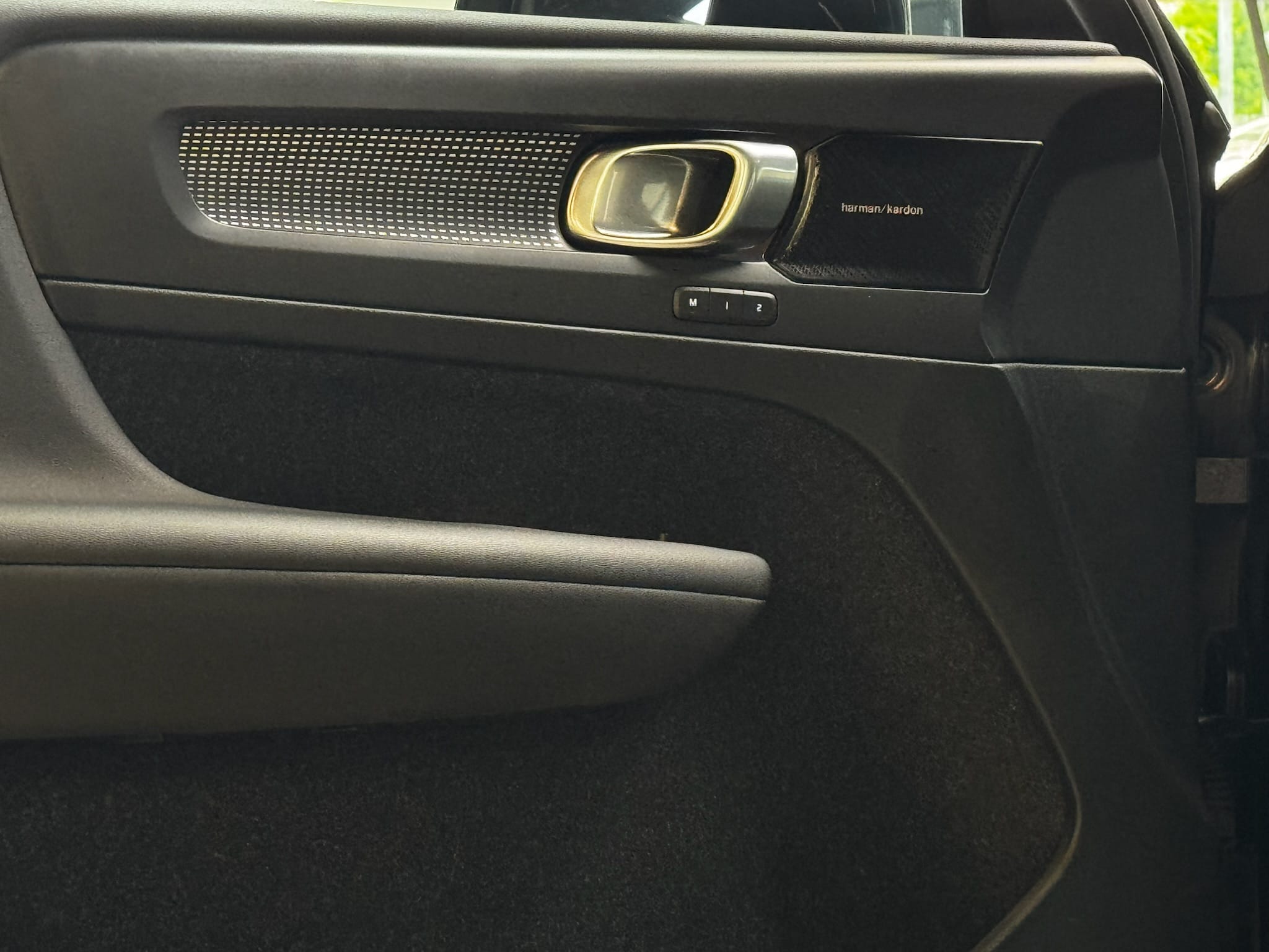 VOLVO XC40 2.0 T5 GASOLINA R-DESIGN AWD GEARTRONIC 2019/2020 - Foto 8
