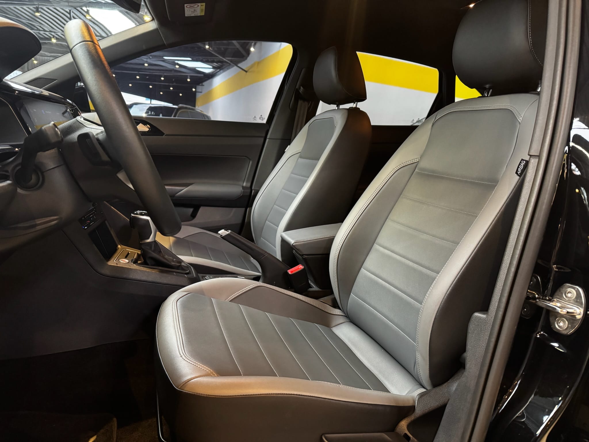 VOLKSWAGEN NIVUS 1.0 200 TSI TOTAL FLEX HIGHLINE AUTOMÁTICO 2022/2023 - Foto 5