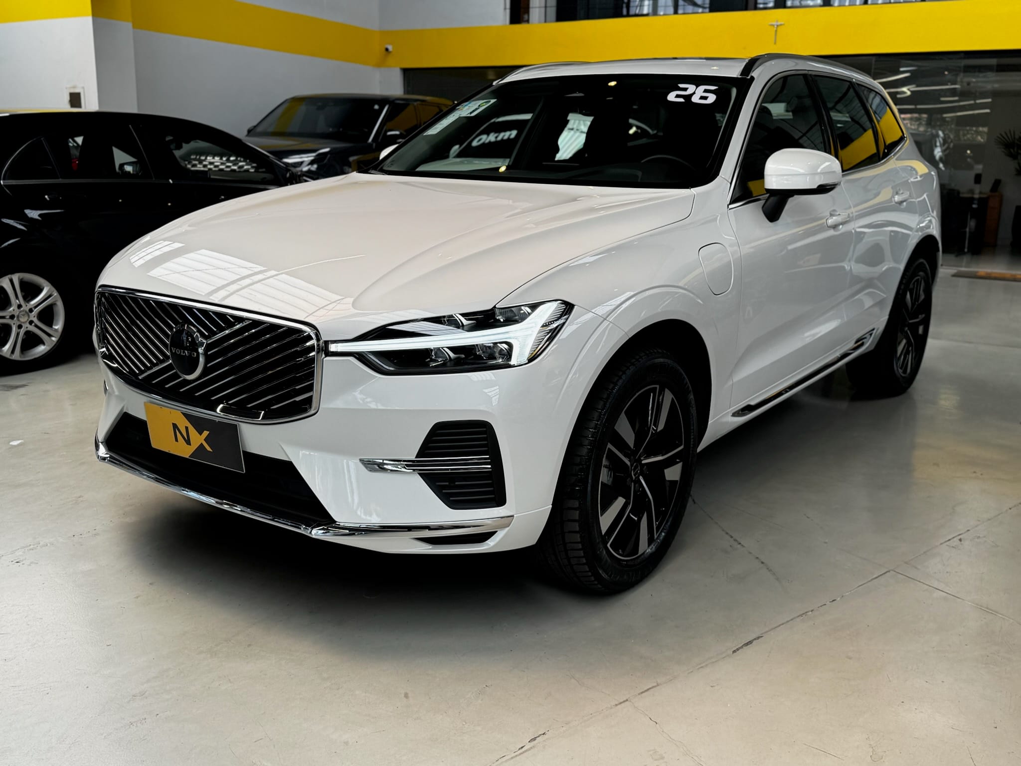 VOLVO XC60 2.0 T8 PHEV PLUS AWD GEARTRONIC 2025/2026 - Foto 1