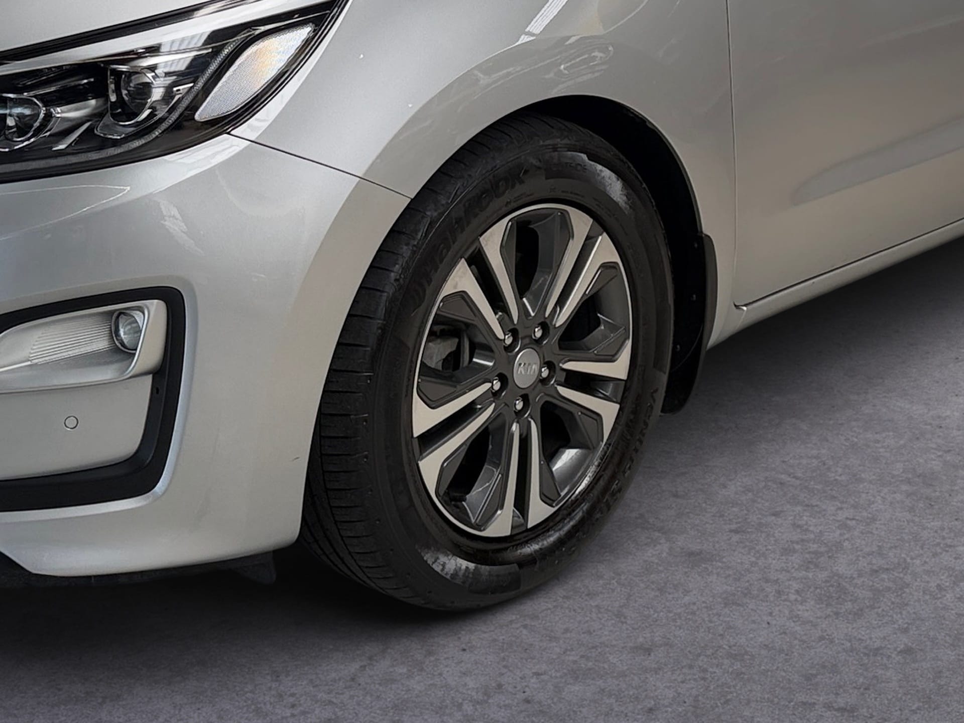 KIA Grand Carnival Grand Carnival EX 3.3 V6 24V 270cv Aut. 2019/2020 - Foto 17