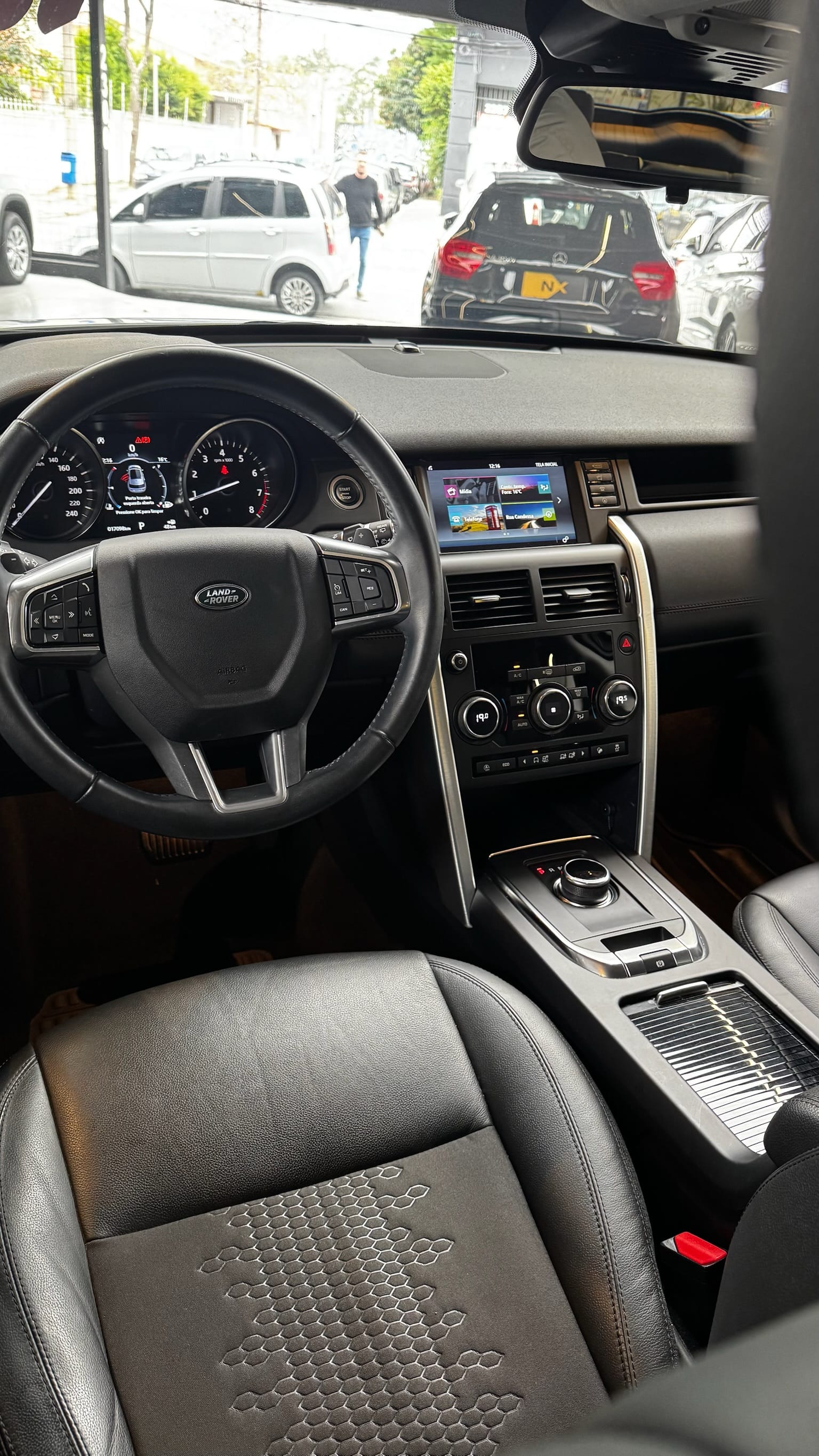 LAND ROVER DISCOVERY SPORT 2.0 16V SI4 TURBO GASOLINA SE 4P AUTOMÁTICO 2018/2018 - Foto 13