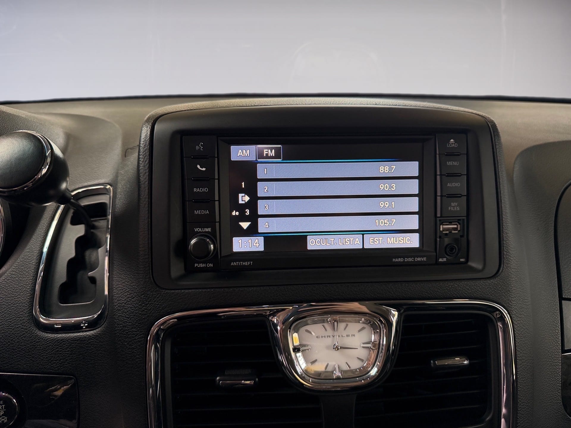 CHRYSLER TOWN & COUNTRY 3.6 LIMITED V6 24V GASOLINA 4P AUTOMÁTICO 2015/2015 - Foto 5