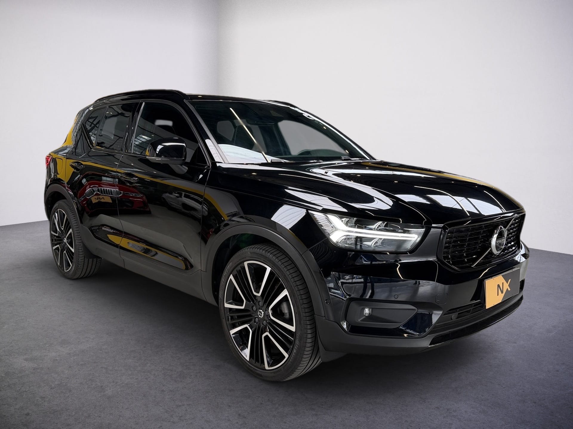 VOLVO XC40 2.0 T5 GASOLINA R-DESIGN AWD GEARTRONIC 2019/2020 - Foto 1
