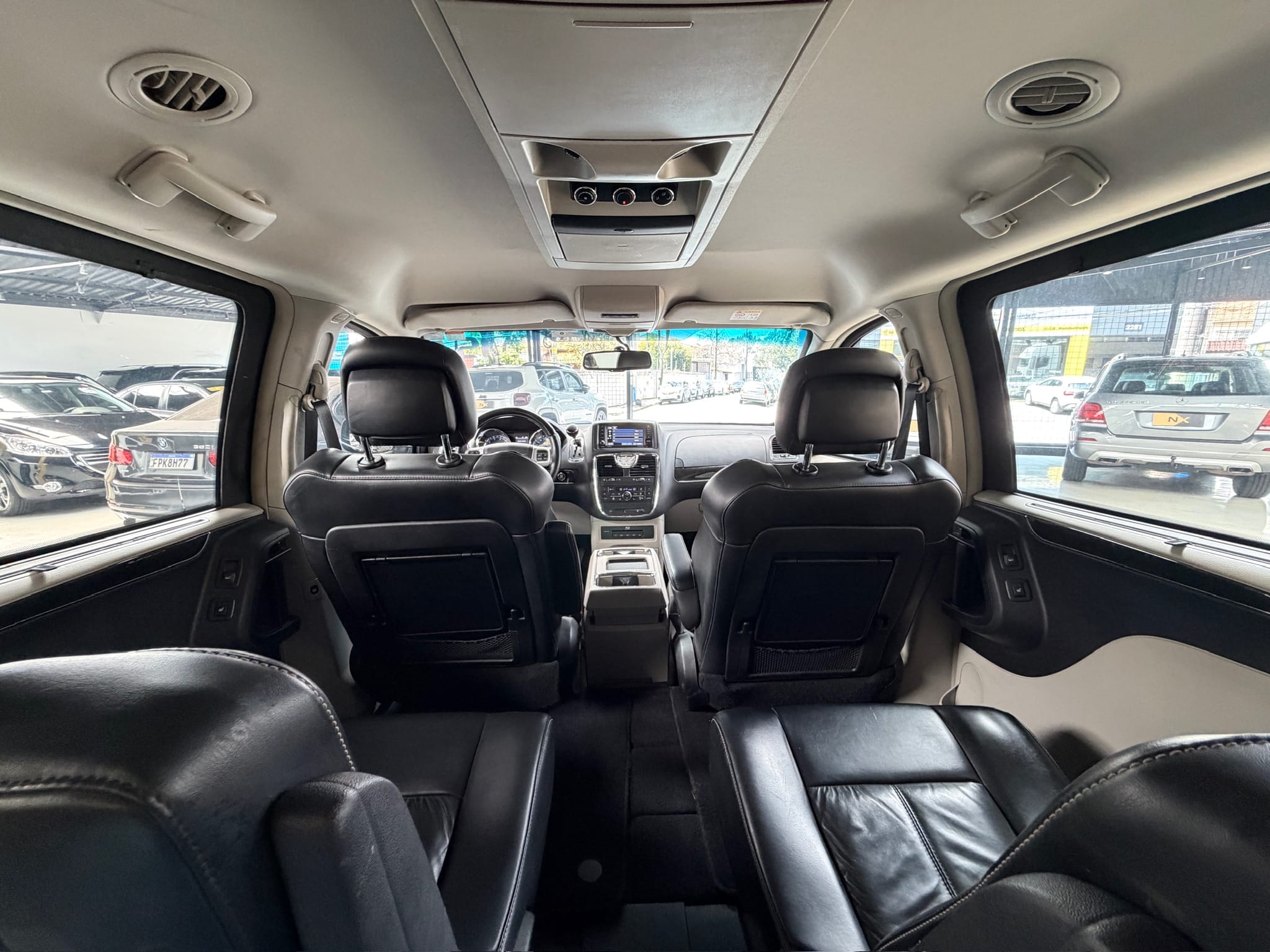 CHRYSLER TOWN & COUNTRY 3.6 LIMITED V6 24V GASOLINA 4P AUTOMÁTICO 2015/2015 - Foto 20