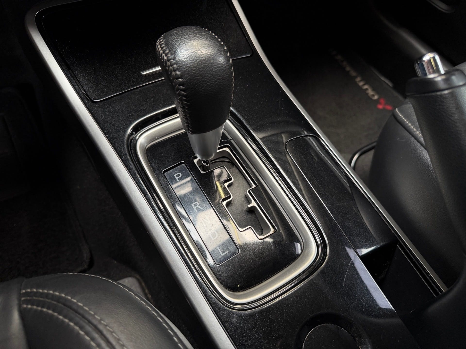 MITSUBISHI OUTLANDER 2.0 MIVEC GASOLINA GLS AUTOMÁTICO 2018/2019 - Foto 18