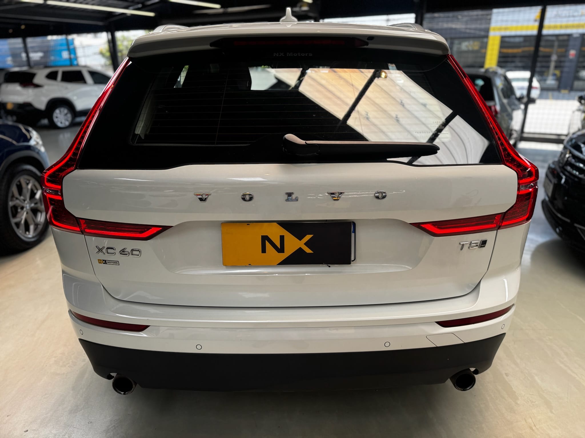 VOLVO XC60 2.0 T5 GASOLINA MOMENTUM AWD GEARTRONIC 2019/2019 - Foto 4