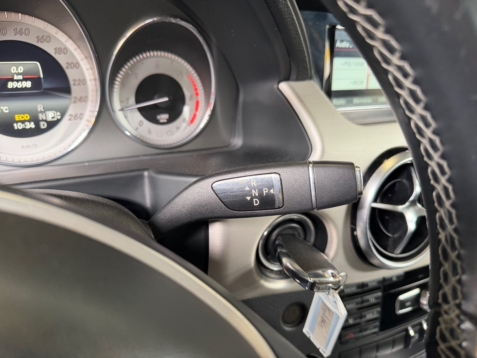 MERCEDES-BENZ GLK 220 2.1 CDI 4X4 DIESEL 4P AUTOMÁTICO 2014/2014 - Foto 9