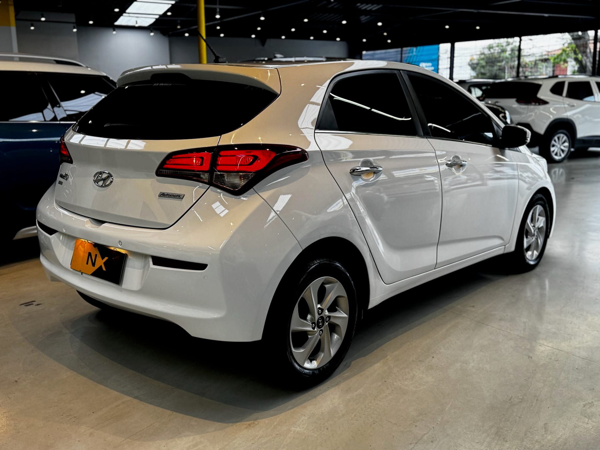 HYUNDAI HB20 1.6 PREMIUM 16V FLEX 4P AUTOMÁTICO  2016/2016 - Foto 3