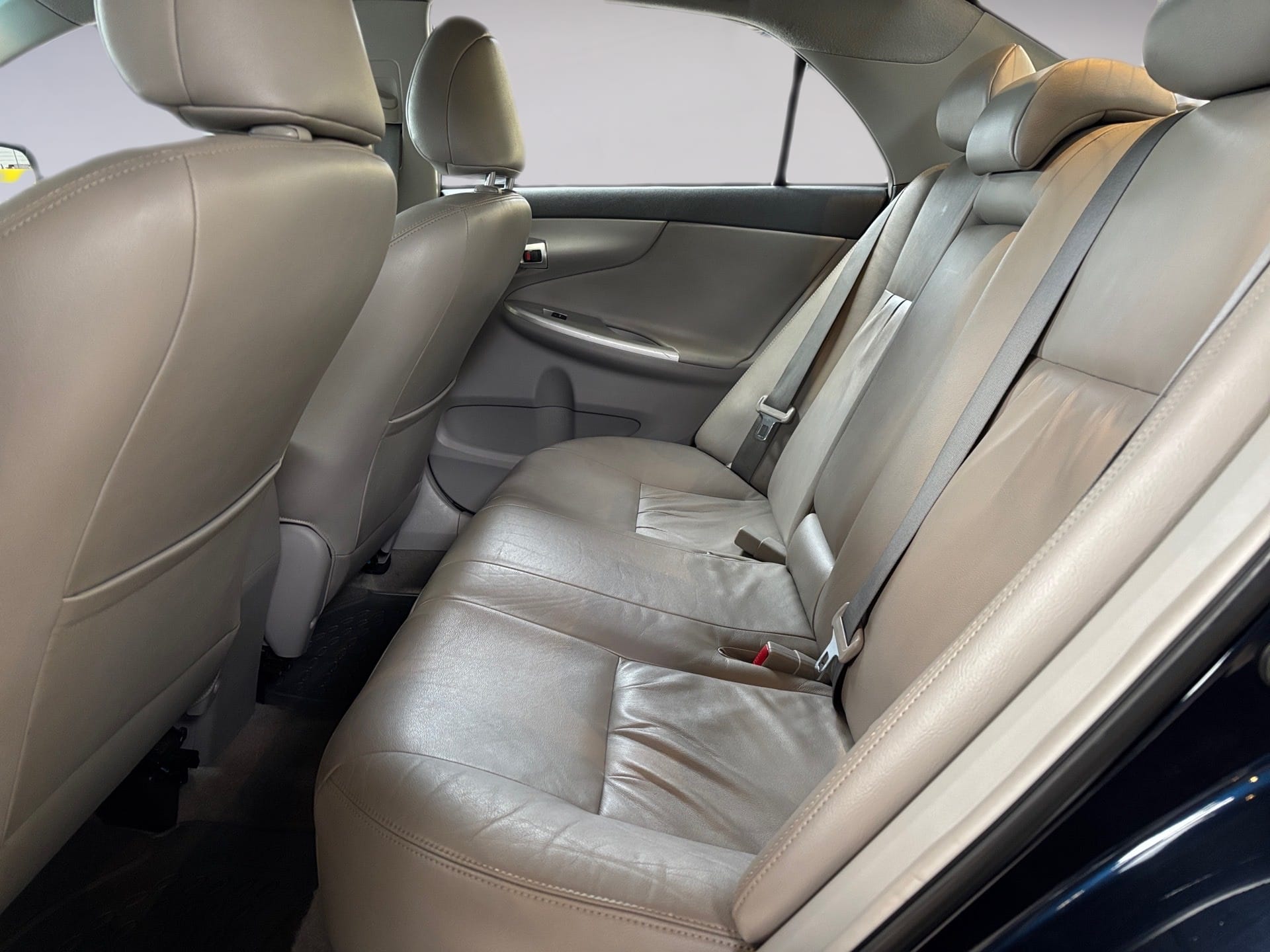TOYOTA Corolla 2.0 XEI 16V FLEX 4P AUTOMÁTICO 2013/2014 - Foto 11