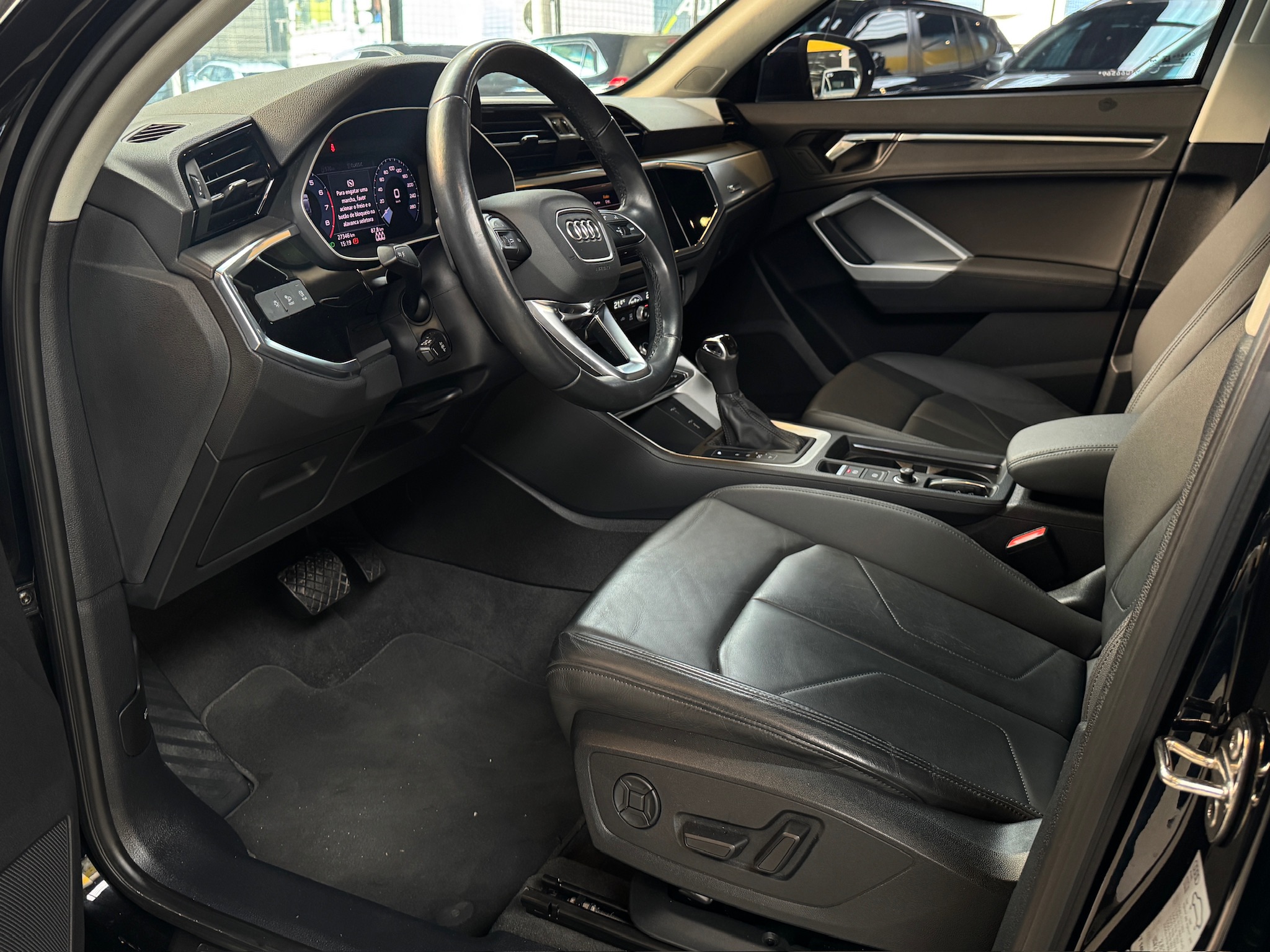AUDI Q3 1.4 35 TFSI GASOLINA PRESTIGE PLUS S TRONIC 2020/2021 - Foto 5