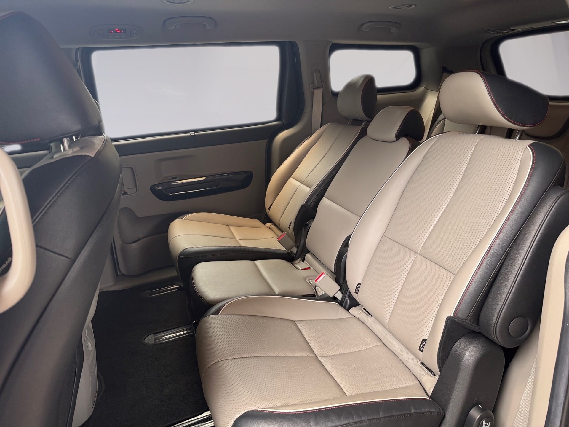 KIA Grand Carnival Grand Carnival EX 3.3 V6 24V 270cv Aut. 2019/2020 - Foto 12