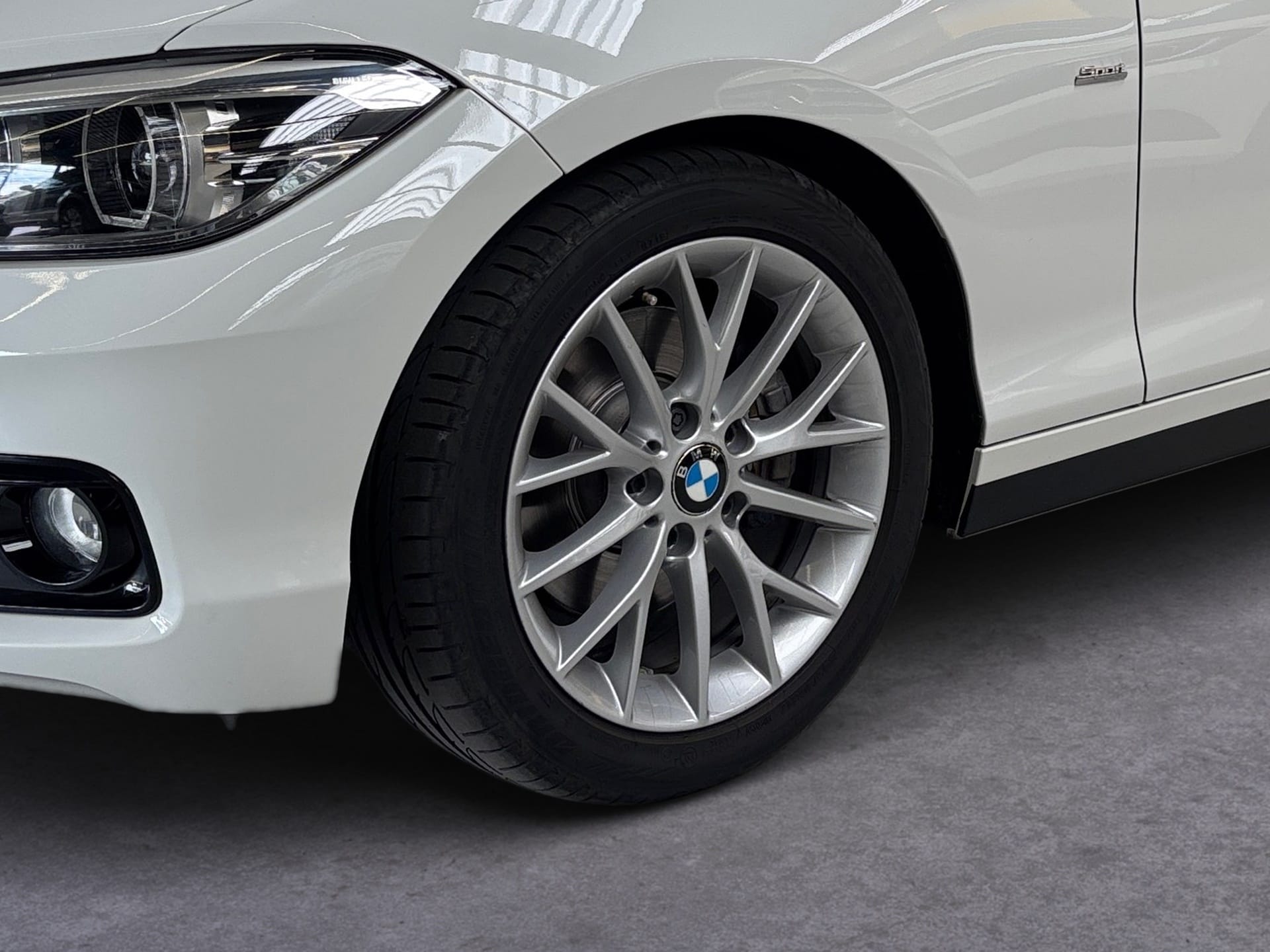 BMW 120i 2.0 16V SPORT GP ACTIVEFLEX 4P AUTOMÁTICO 2015/2016 - Foto 15