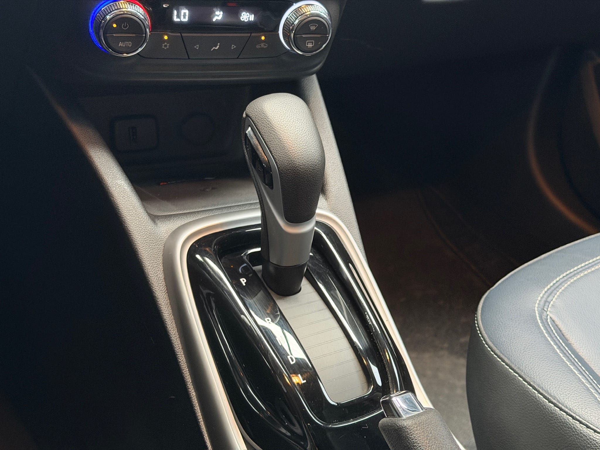 CHEVROLET Tracker 1.2 TURBO FLEX PREMIER AUTOMÁTICO 2021/2022 - Foto 9