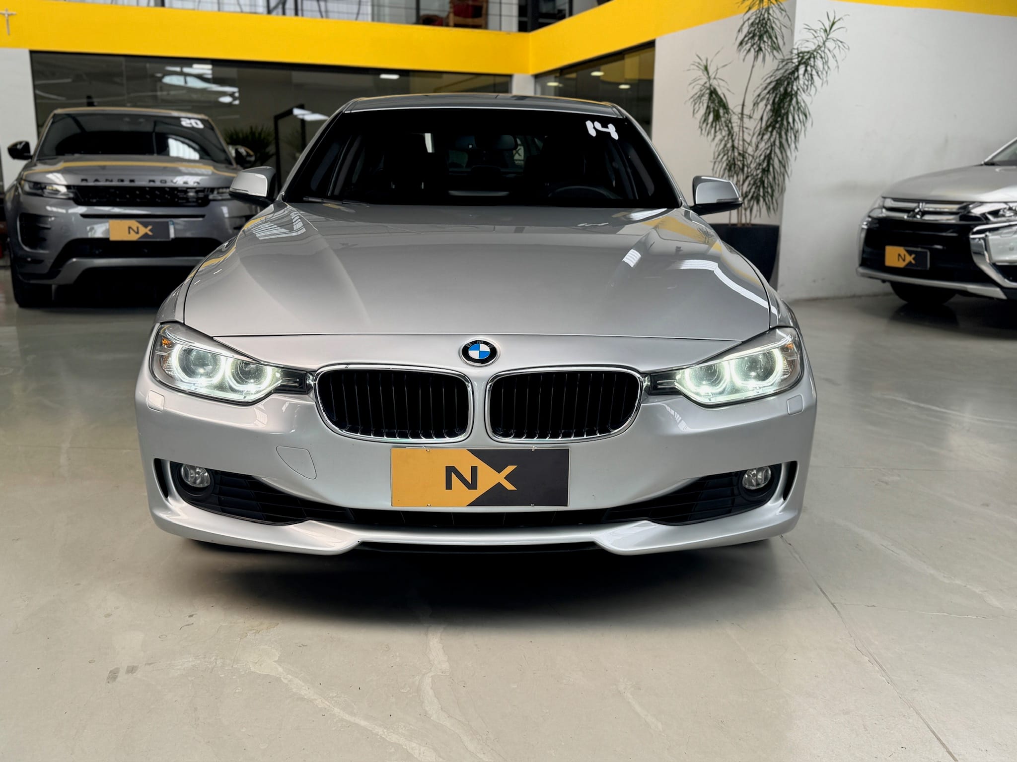 BMW 320i 2.0 GP 16V TURBO ACTIVE FLEX 4P AUTOMÁTICO 2013/2014 - Foto 2