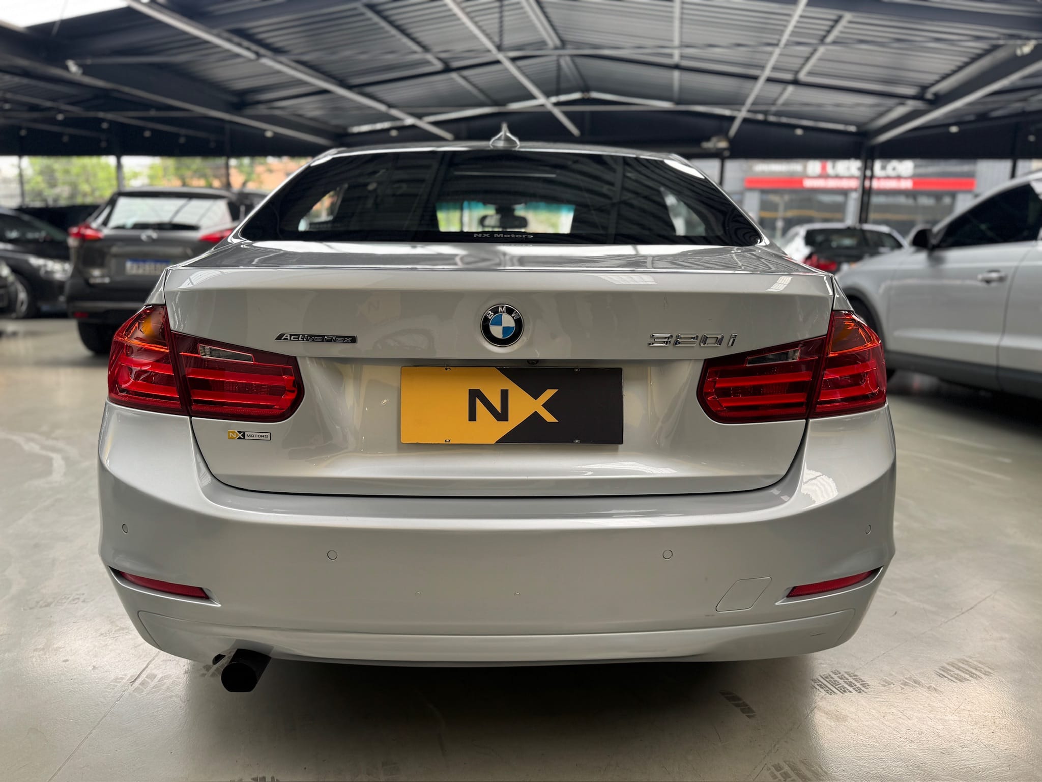 BMW 320i 2.0 GP 16V TURBO ACTIVE FLEX 4P AUTOMÁTICO 2013/2014 - Foto 4