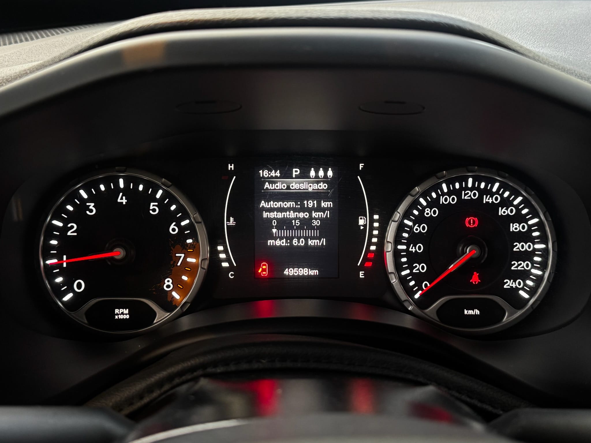JEEP RENEGADE 1.8 16V FLEX LONGITUDE 4P AUTOMÁTICO 2016/2016 - Foto 7