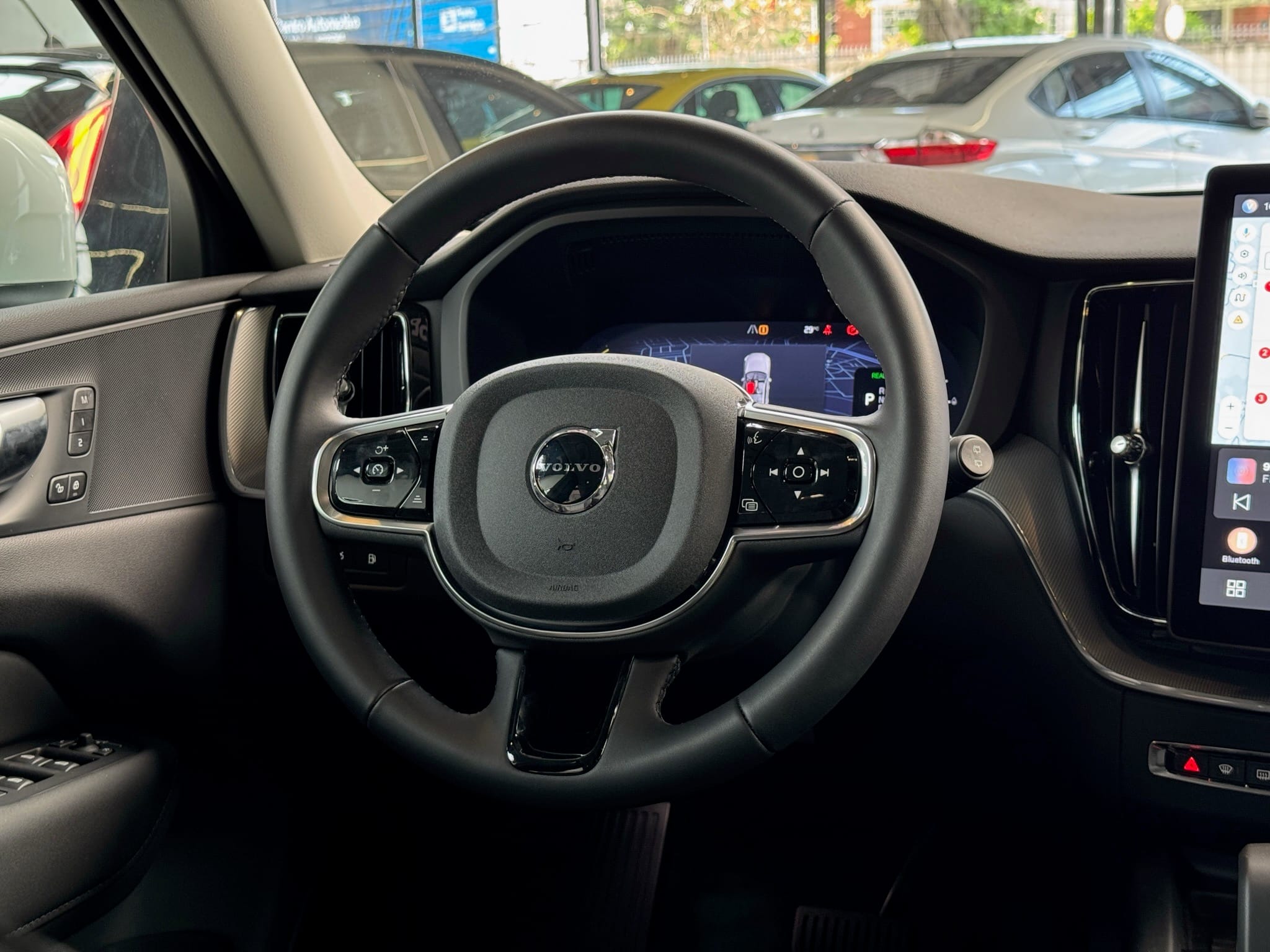 VOLVO XC60 2.0 T8 PHEV PLUS AWD GEARTRONIC 2025/2026 - Foto 9