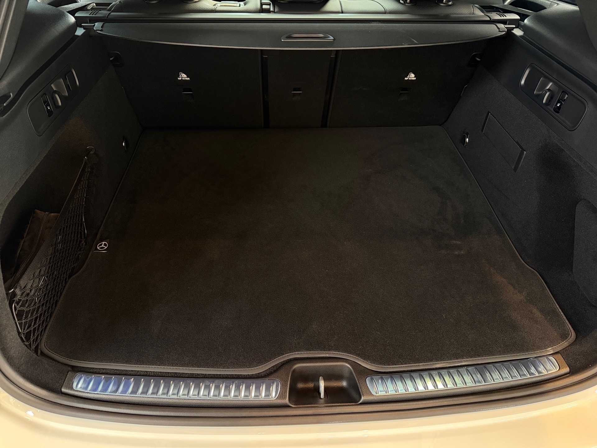 MERCEDES-BENZ GLC 300 2.0 MHEV AMG LINE 4MATIC 9G-TRONIC 2025/2026 - Foto 12