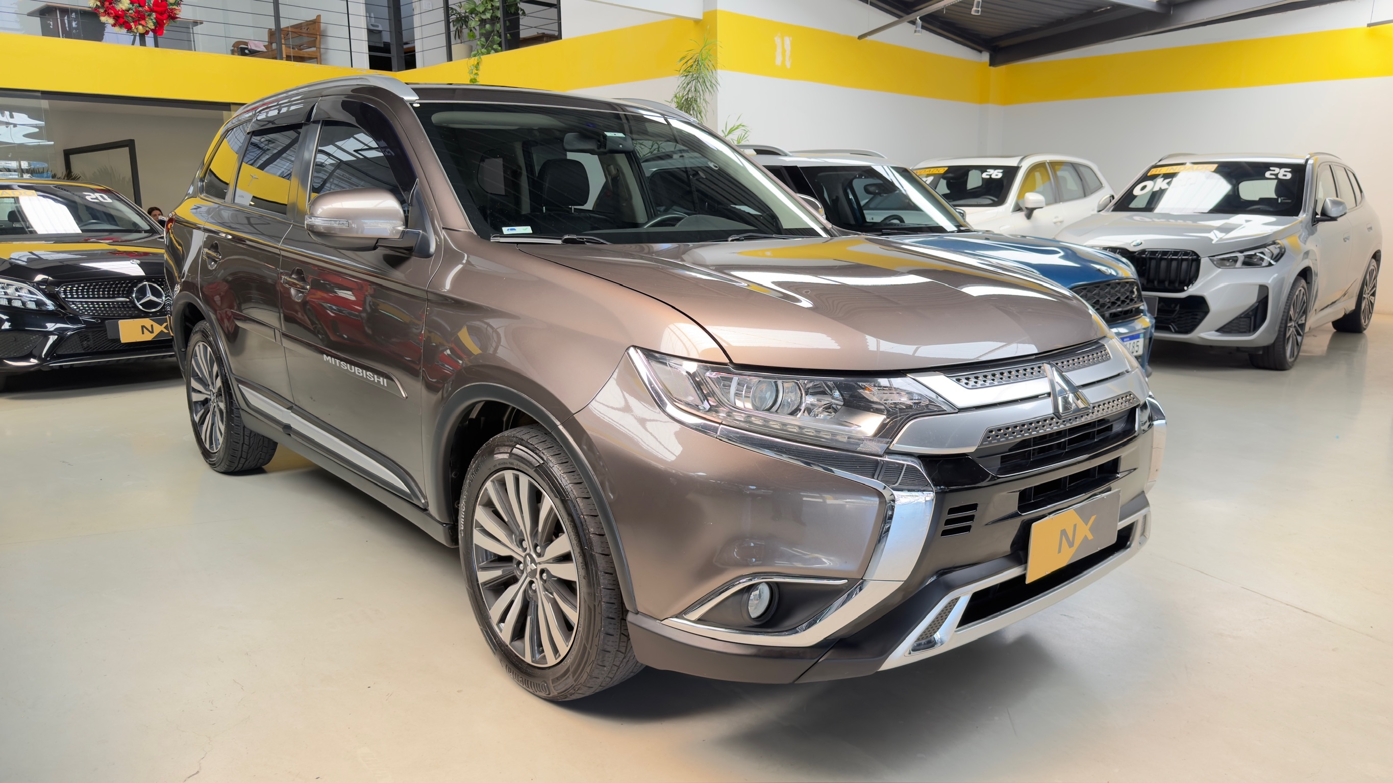 MITSUBISHI OUTLANDER 2.0 MIVEC GASOLINA GLS AUTOMÁTICO 2018/2019 - Foto 3