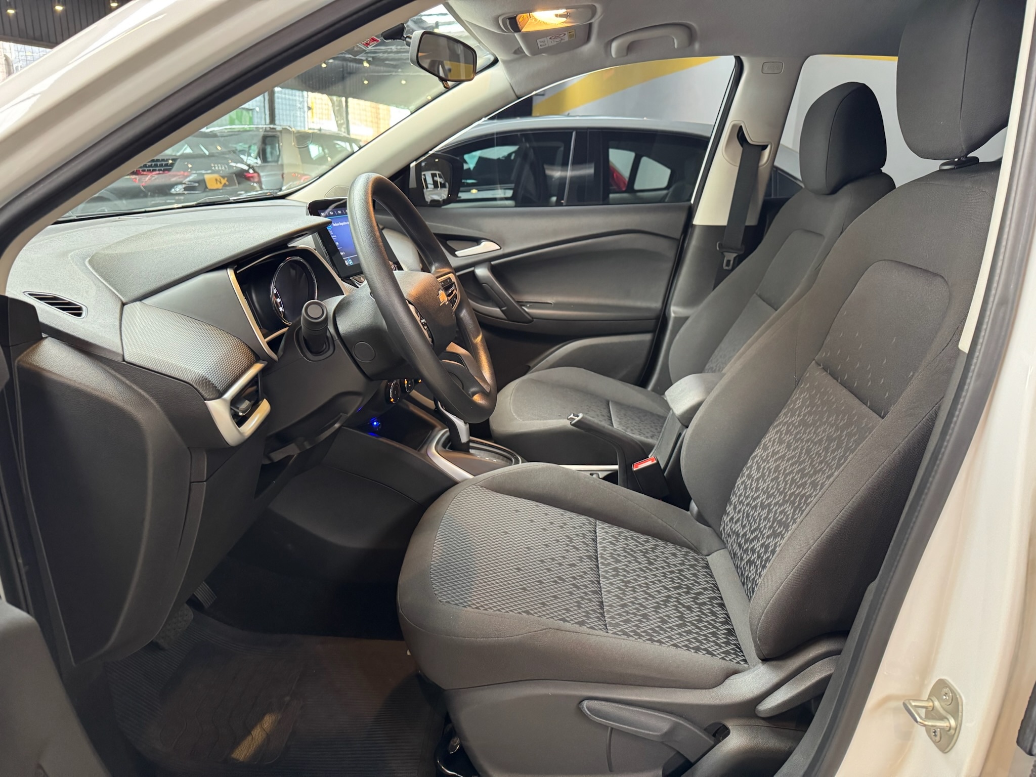 CHEVROLET Tracker 1.0 TURBO FLEX AUTOMÁTICO 2022/2023 - Foto 6