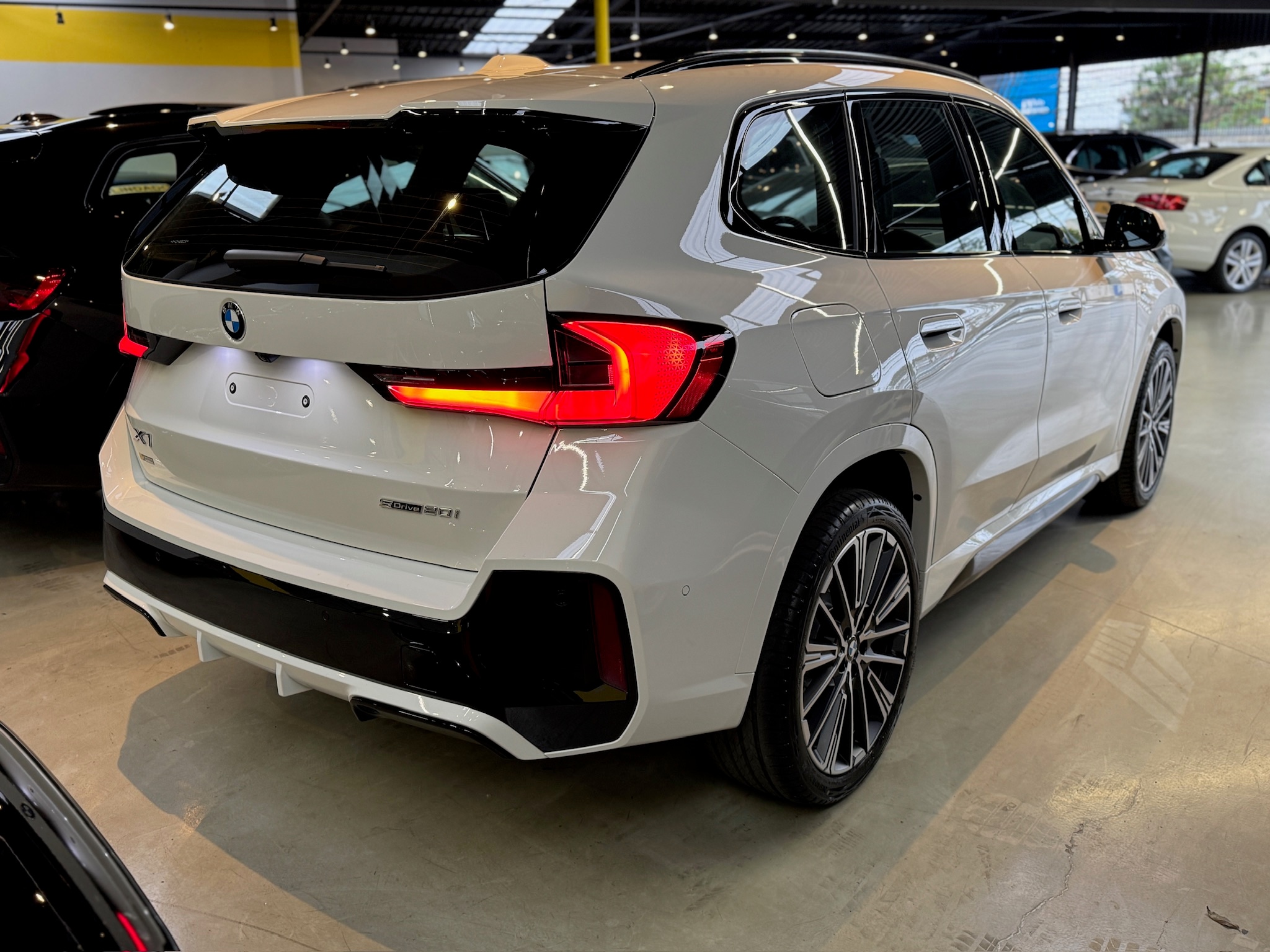 BMW X1 2.0 16V TURBO GASOLINA SDRIVE20I M SPORT STEPTRONIC 2025/2026 - Foto 3