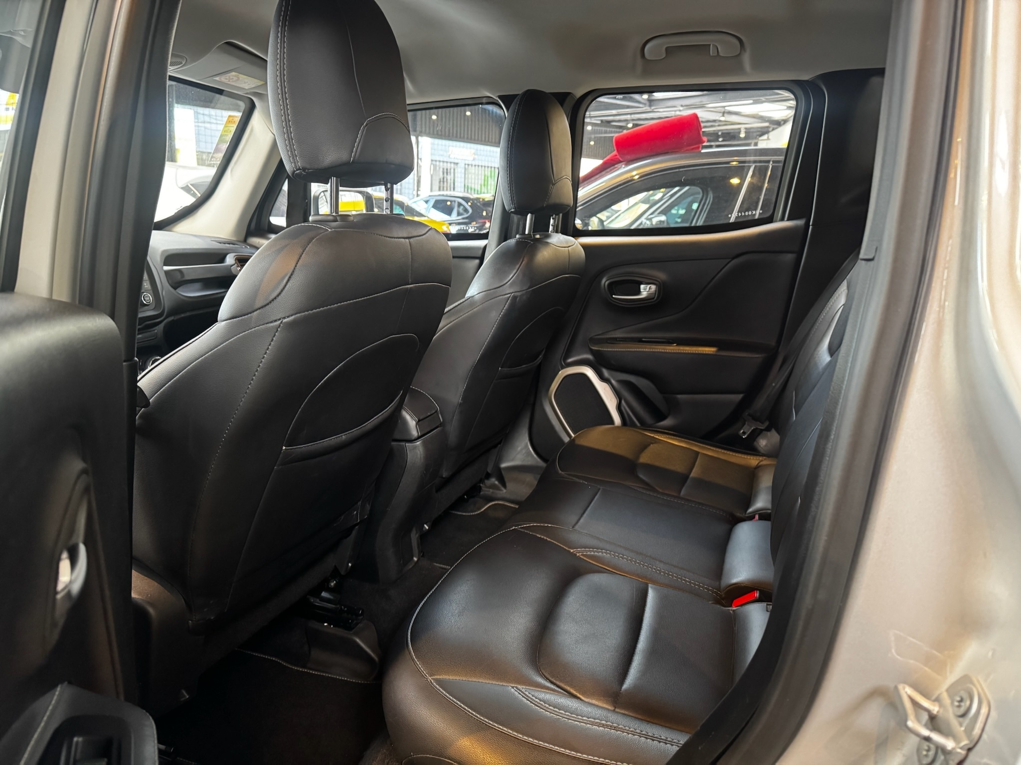 JEEP RENEGADE 1.8 16V FLEX LONGITUDE 4P AUTOMÁTICO 2016/2016 - Foto 6