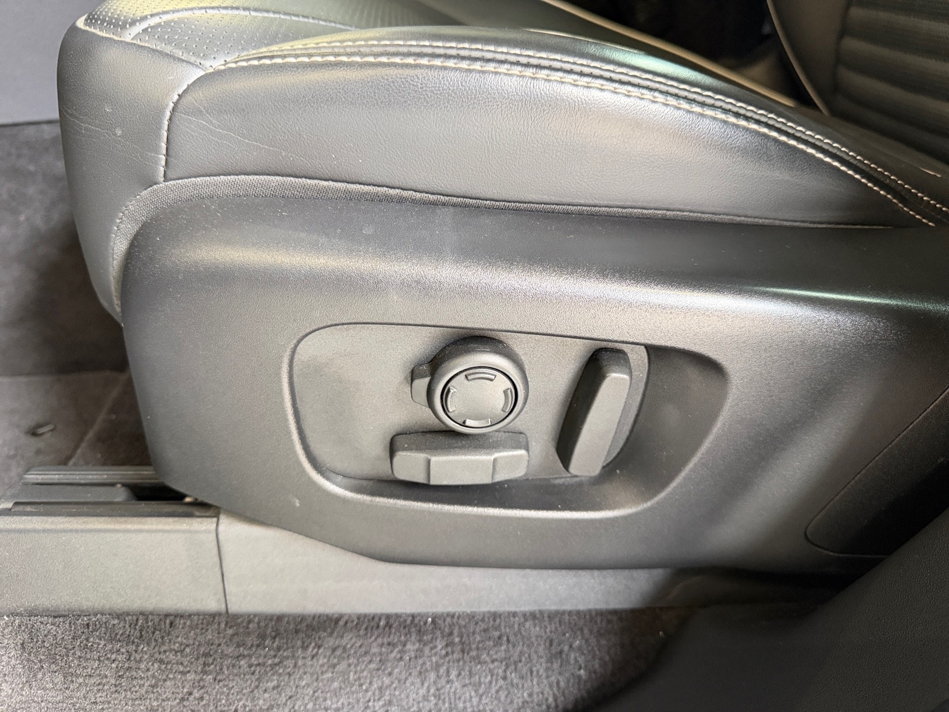 LAND ROVER DISCOVERY 3.0 D300 TURBO DIESEL HSE AUTOMÁTICO 2021/2022 - Foto 9