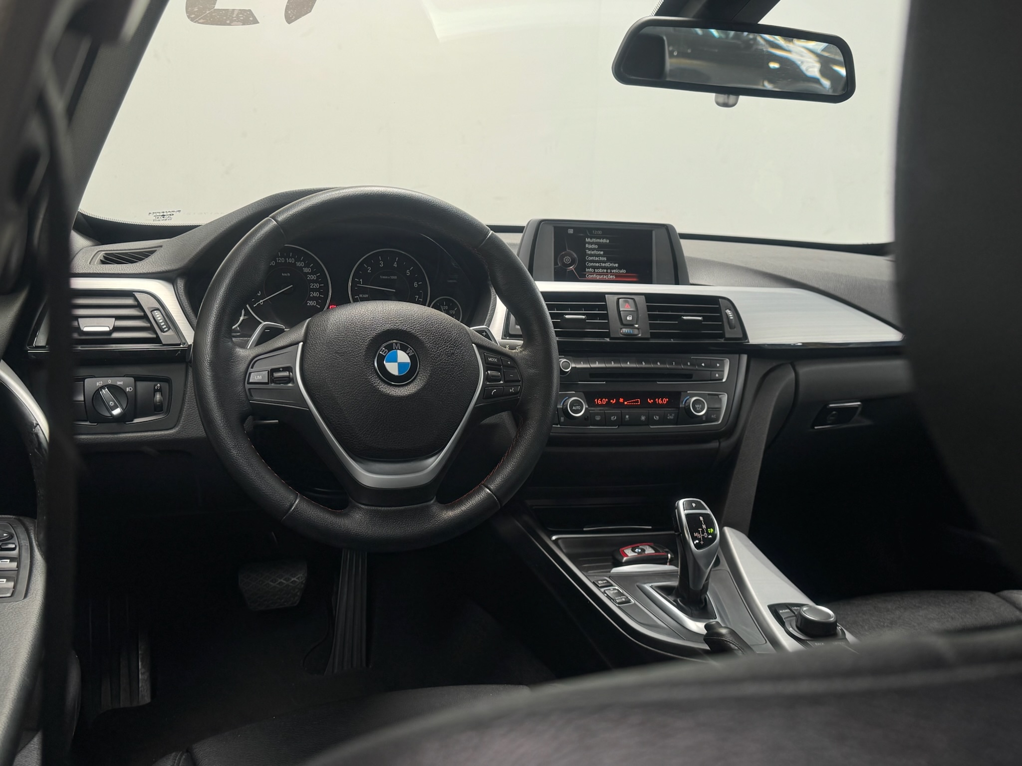 BMW 320i 2.0 SPORT 16V TURBO ACTIVE FLEX 4P AUTOMÁTICO 2015/2015 - Foto 9