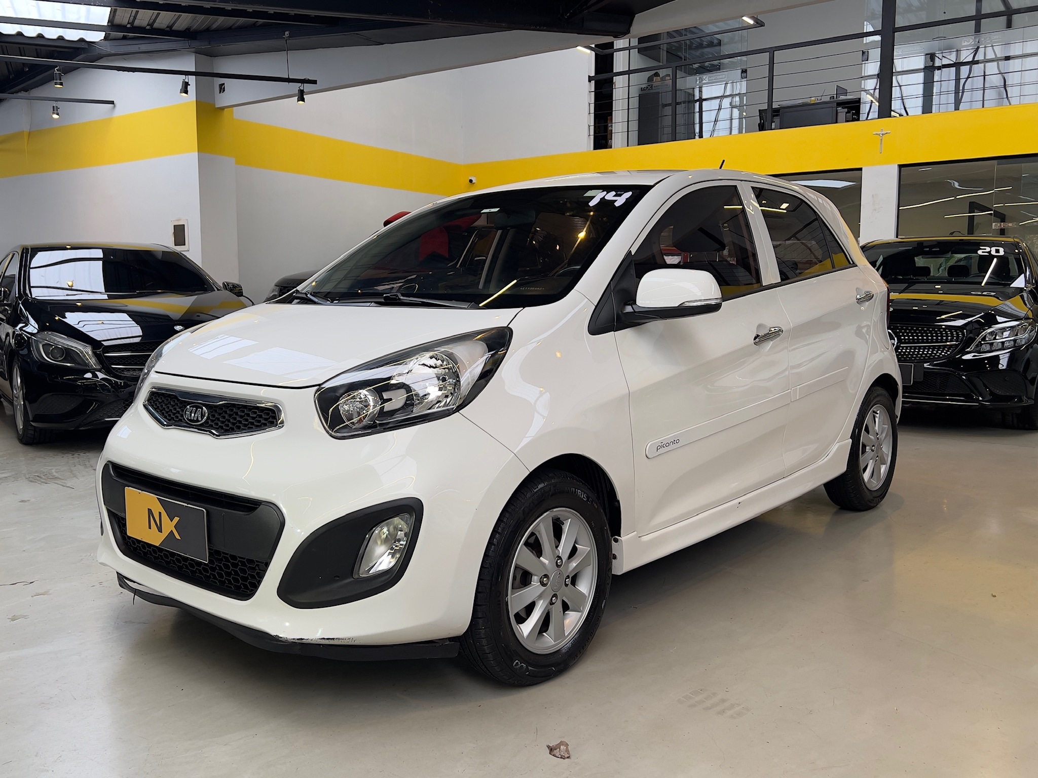 KIA Picanto 1.0 EX 12V FLEX 4P AUTOMÁTICO 2014/2014 - Foto 1