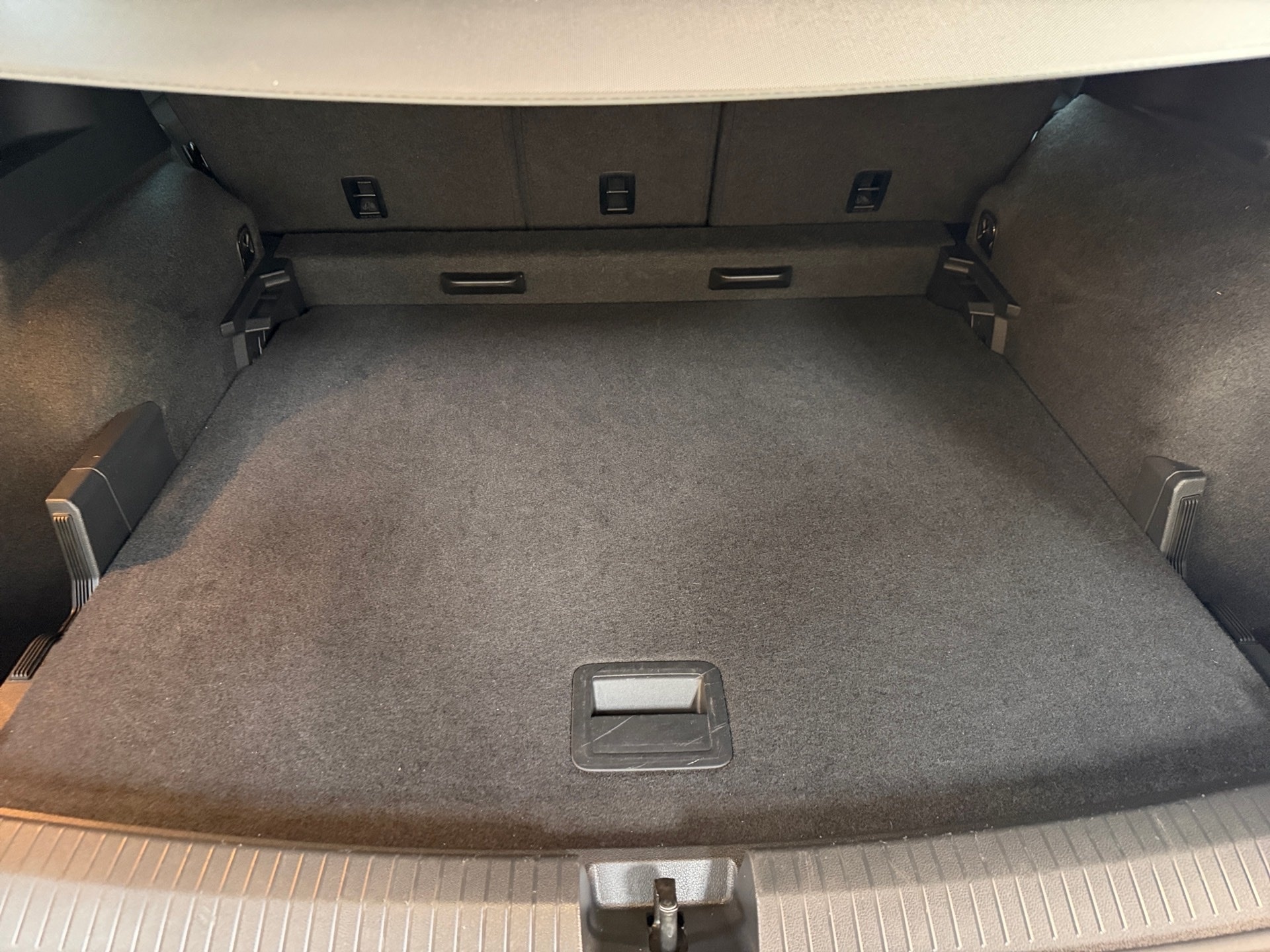 VOLKSWAGEN Tiguan 1.4 250 TSI TOTAL FLEX ALLSPACE TIPTRONIC 2018/2019 - Foto 11