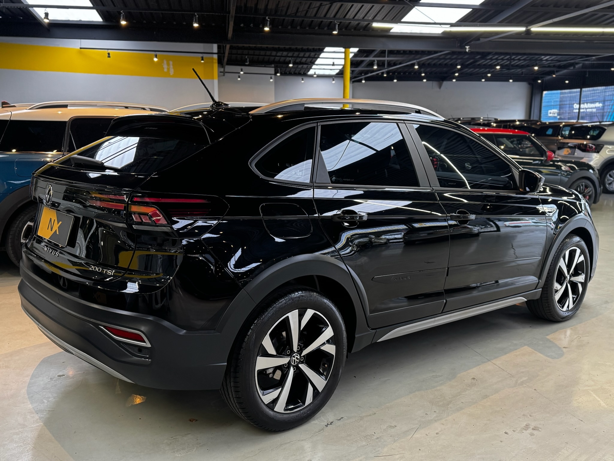VOLKSWAGEN NIVUS 1.0 200 TSI TOTAL FLEX HIGHLINE AUTOMÁTICO 2022/2023 - Foto 3
