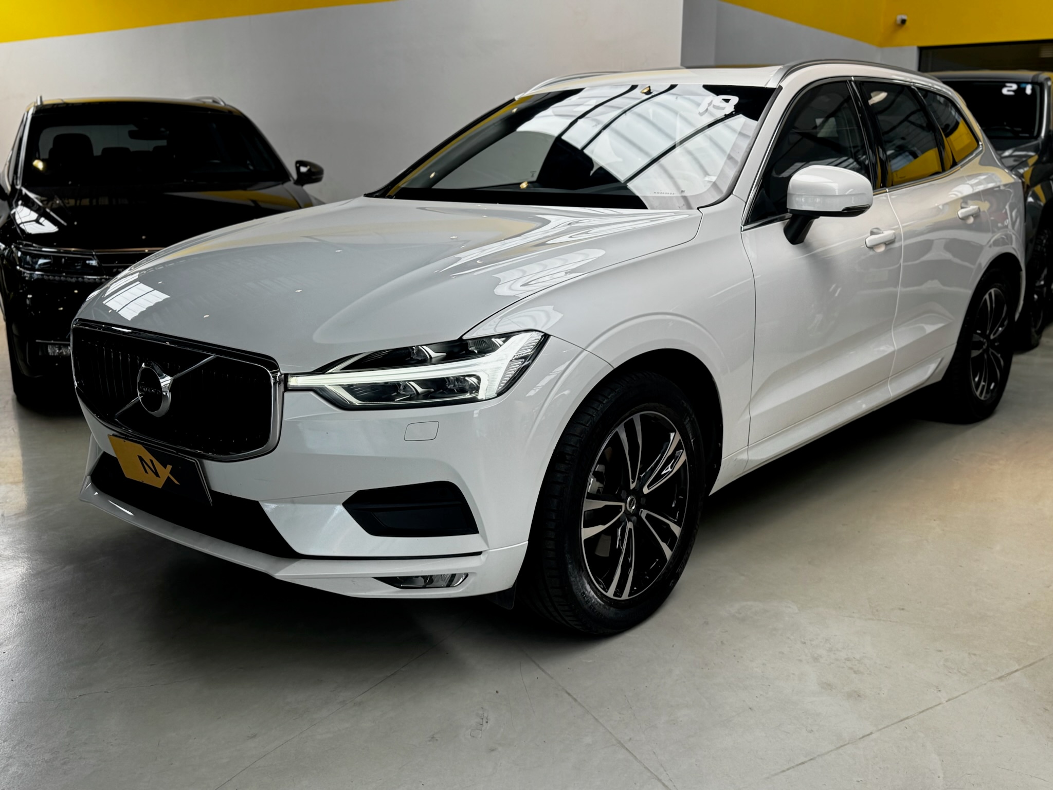 VOLVO XC60 2.0 T5 GASOLINA MOMENTUM AWD GEARTRONIC 2019/2019 - Foto 1