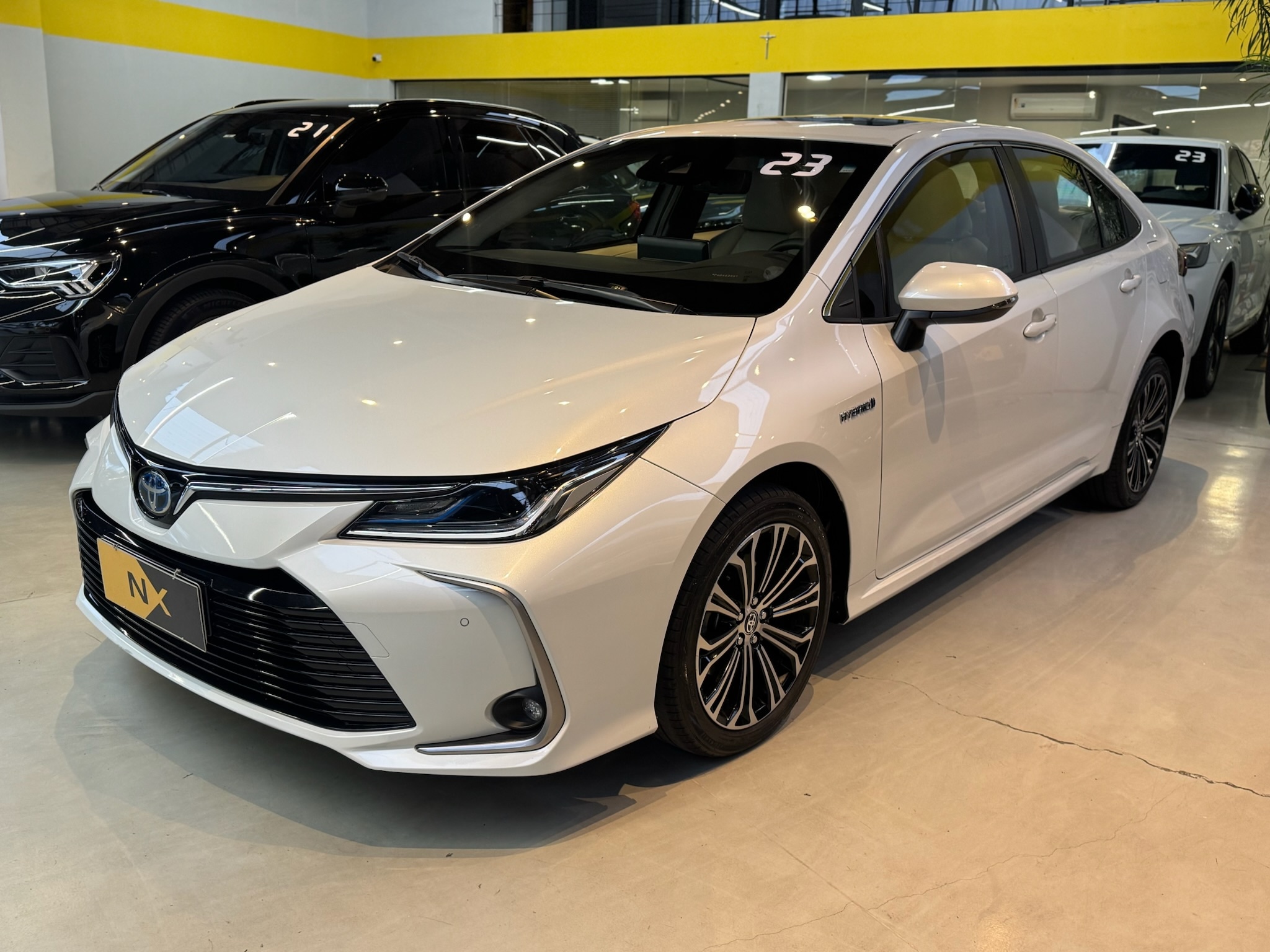 TOYOTA Corolla 1.8 VVT-I HYBRID FLEX ALTIS PREMIUM CVT 2023/2023 - Foto 1