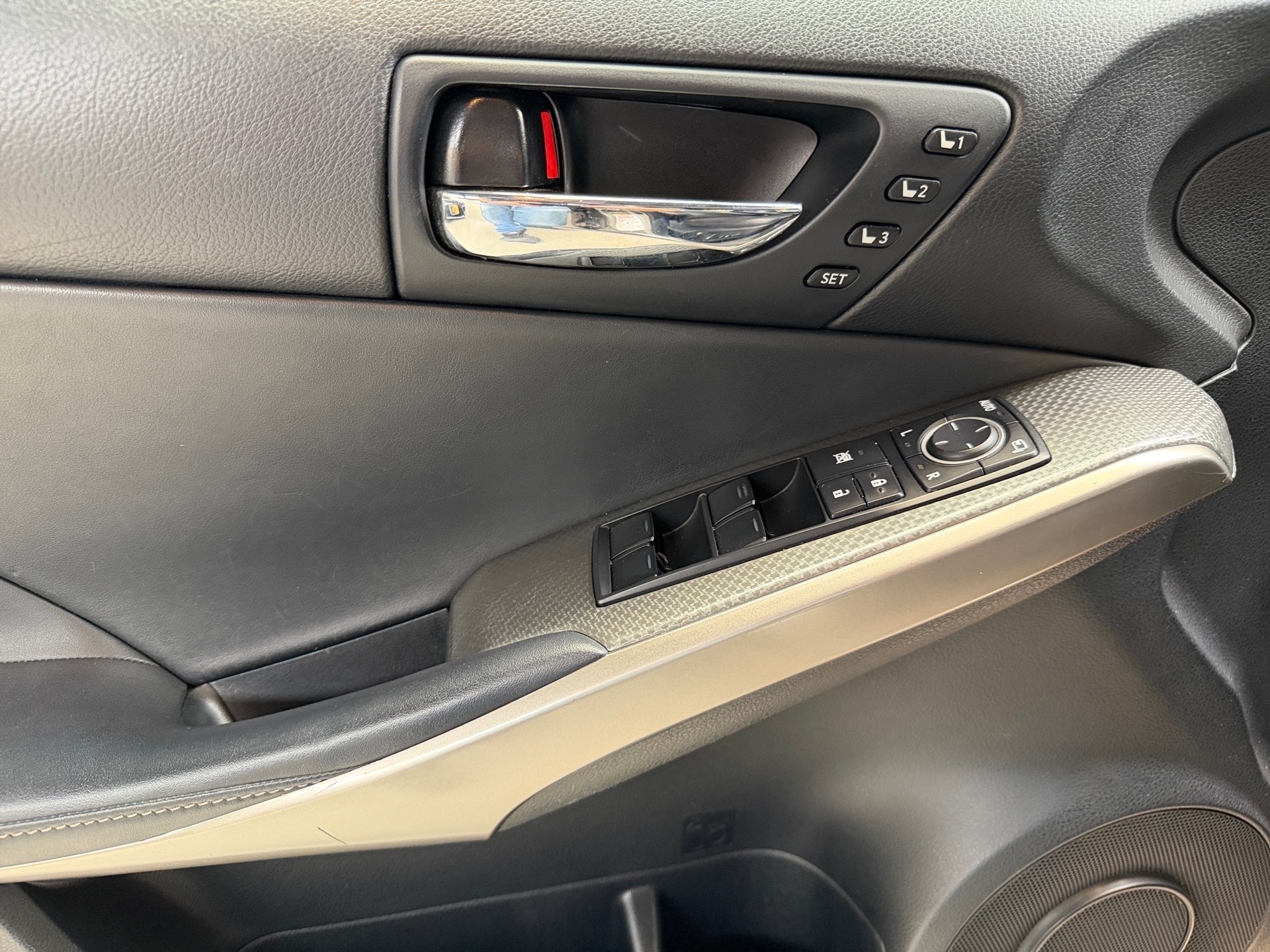 LEXUS IS250 F-SPORT 2.5 V6 24V GASOLINA 4P AUTOMÁTICO 2013/2014 - Foto 9