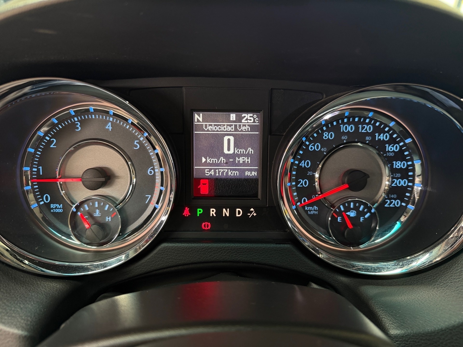 CHRYSLER TOWN & COUNTRY 3.6 LIMITED V6 24V GASOLINA 4P AUTOMÁTICO 2015/2015 - Foto 18