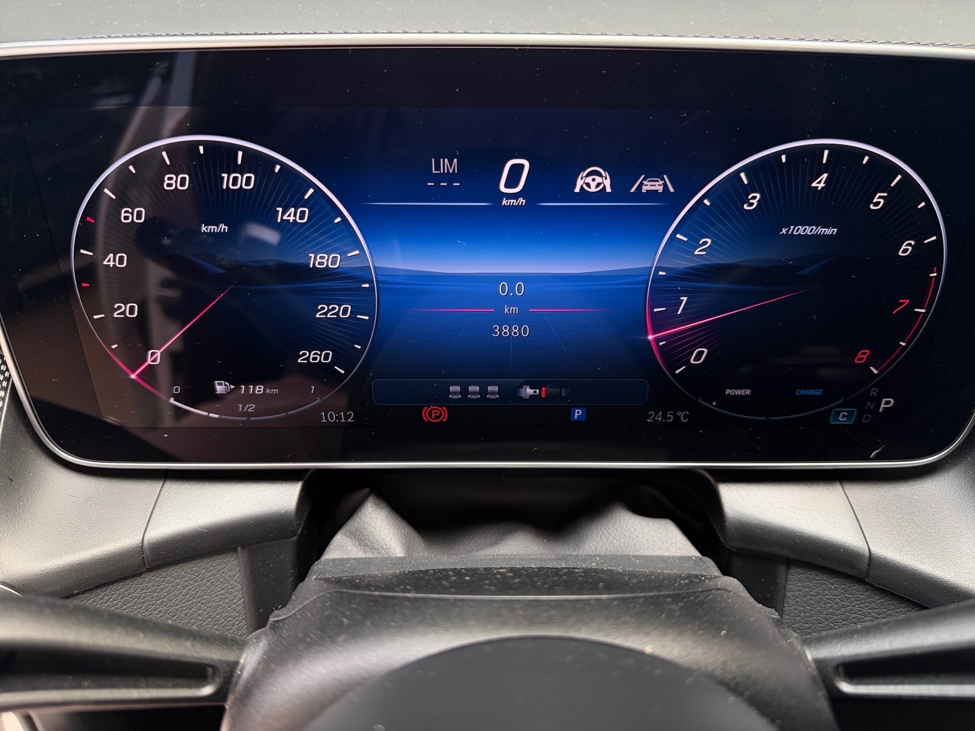 MERCEDES-BENZ GLC 300 2.0 MHEV AMG LINE 4MATIC 9G-TRONIC 2025/2026 - Foto 9