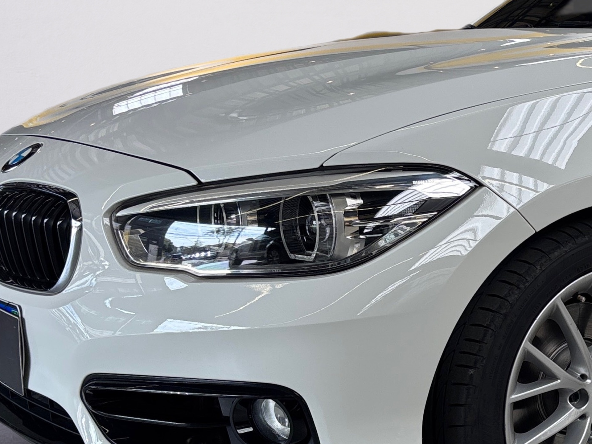 BMW 120i 2.0 16V SPORT GP ACTIVEFLEX 4P AUTOMÁTICO 2015/2016 - Foto 16