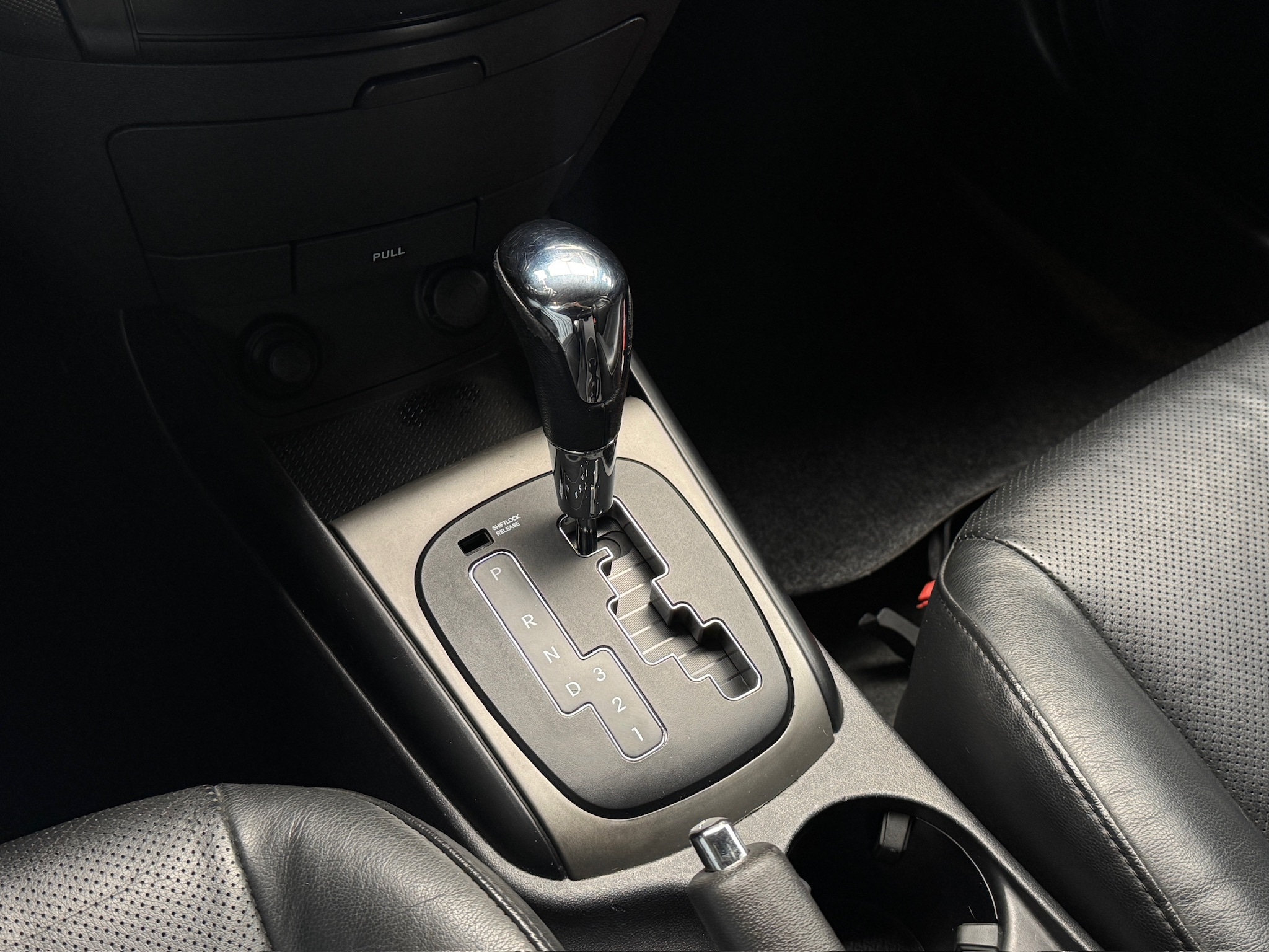 HYUNDAI I30 2.0 MPFI GLS 16V GASOLINA 4P AUTOMÁTICO 2011/2012 - Foto 6