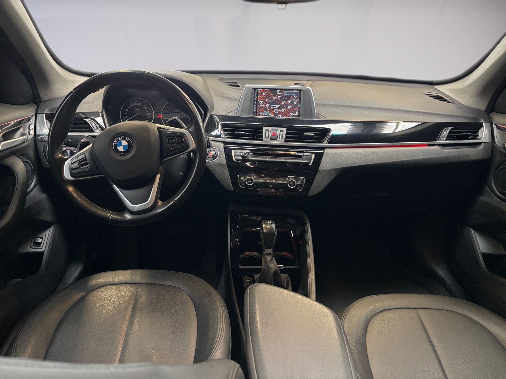BMW X1 2.0 16V TURBO ACTIVEFLEX SDRIVE20I X-LINE 4P AUTOMÁTICO 2016/2017 - Foto 9